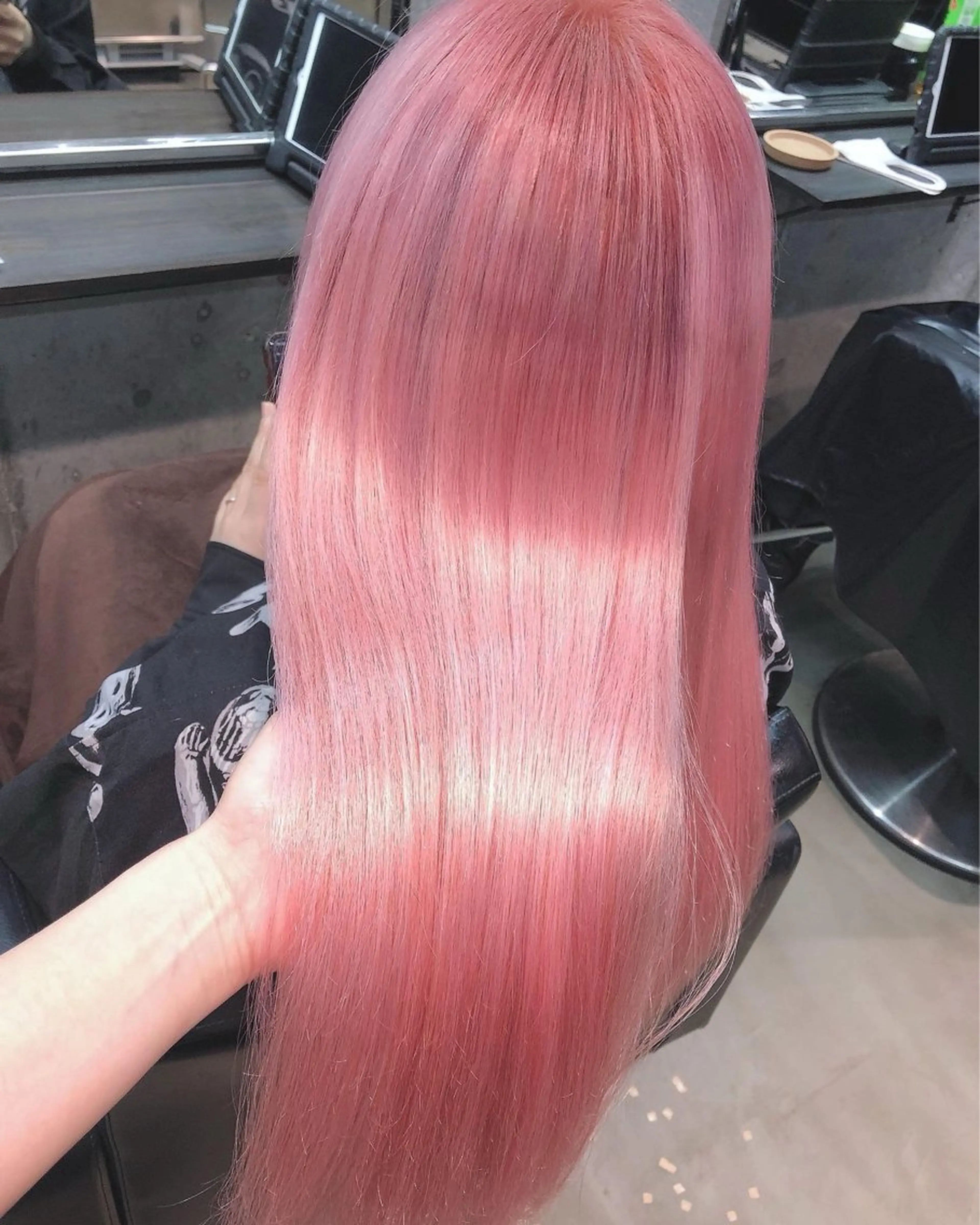 ロング シールエクステ エクステ ヘアカラー エクステ エクステ💕カラー エリア最安値💕のヘアスタイル