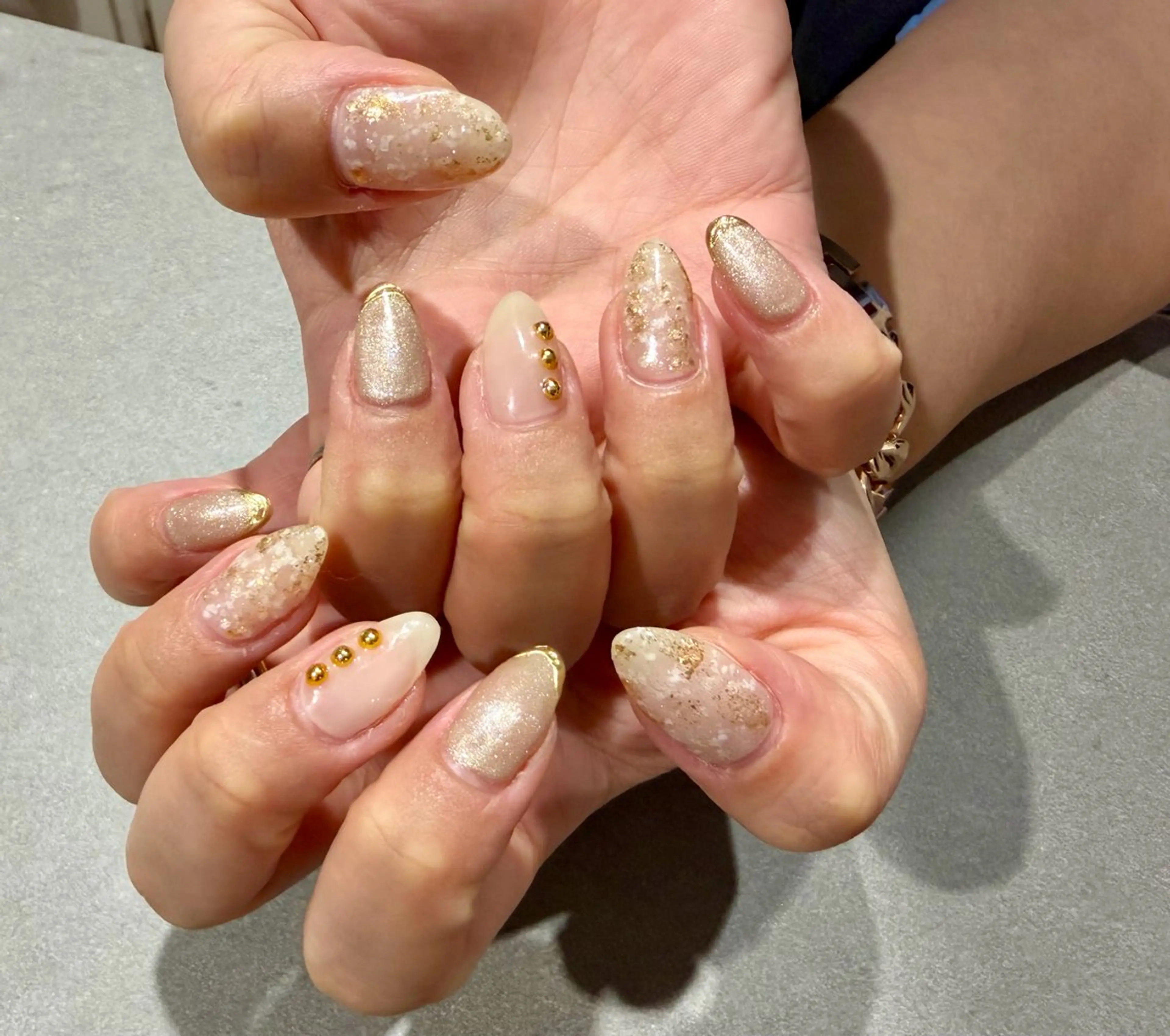 ネイル ＆robe銀座 🪽tsuki🪽のネイルデザイン