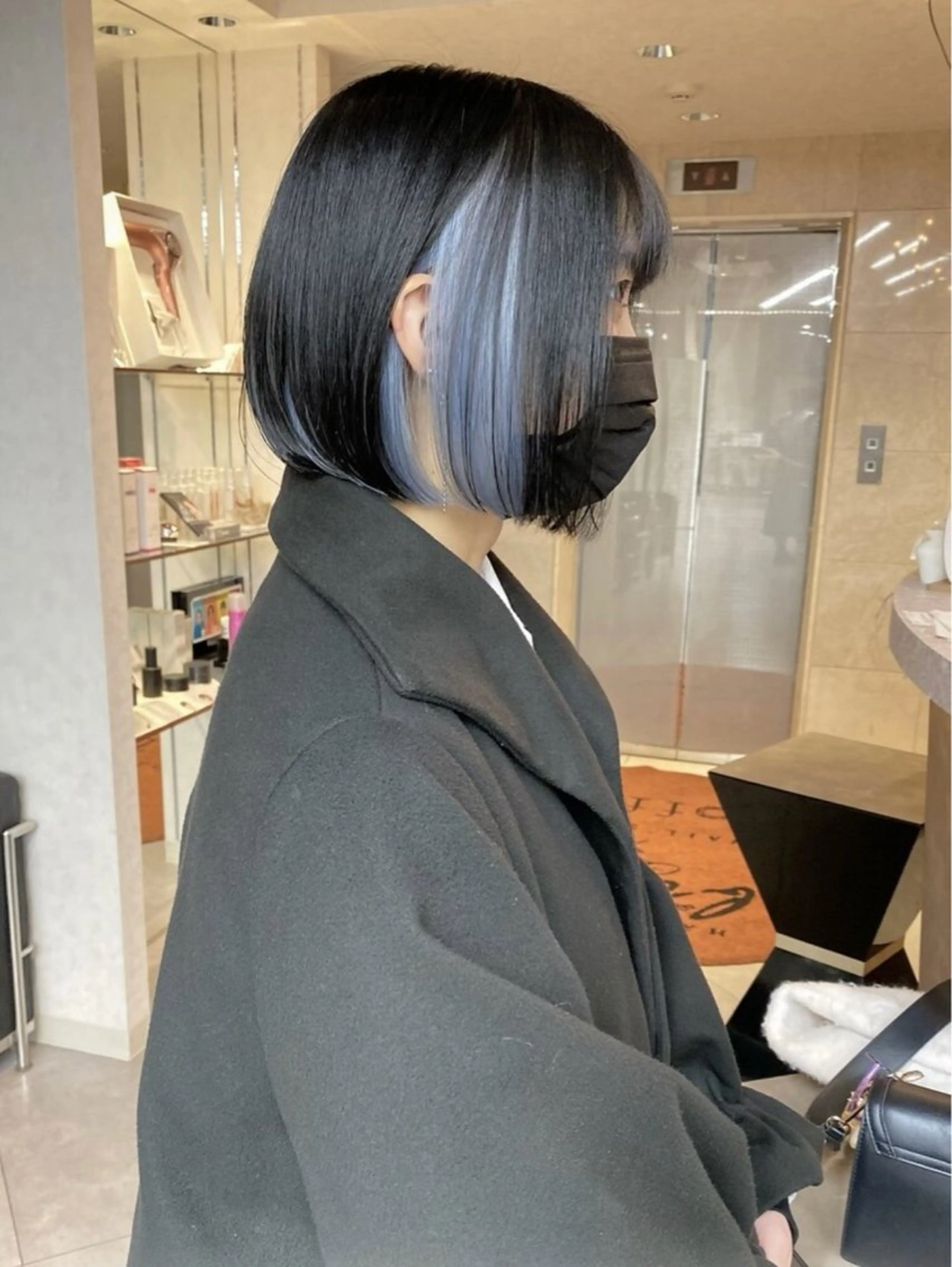 ショート カラー カット ヘアカラー トリートメント 藤原快斗 /ウルフ/ハイトーンのヘアスタイル