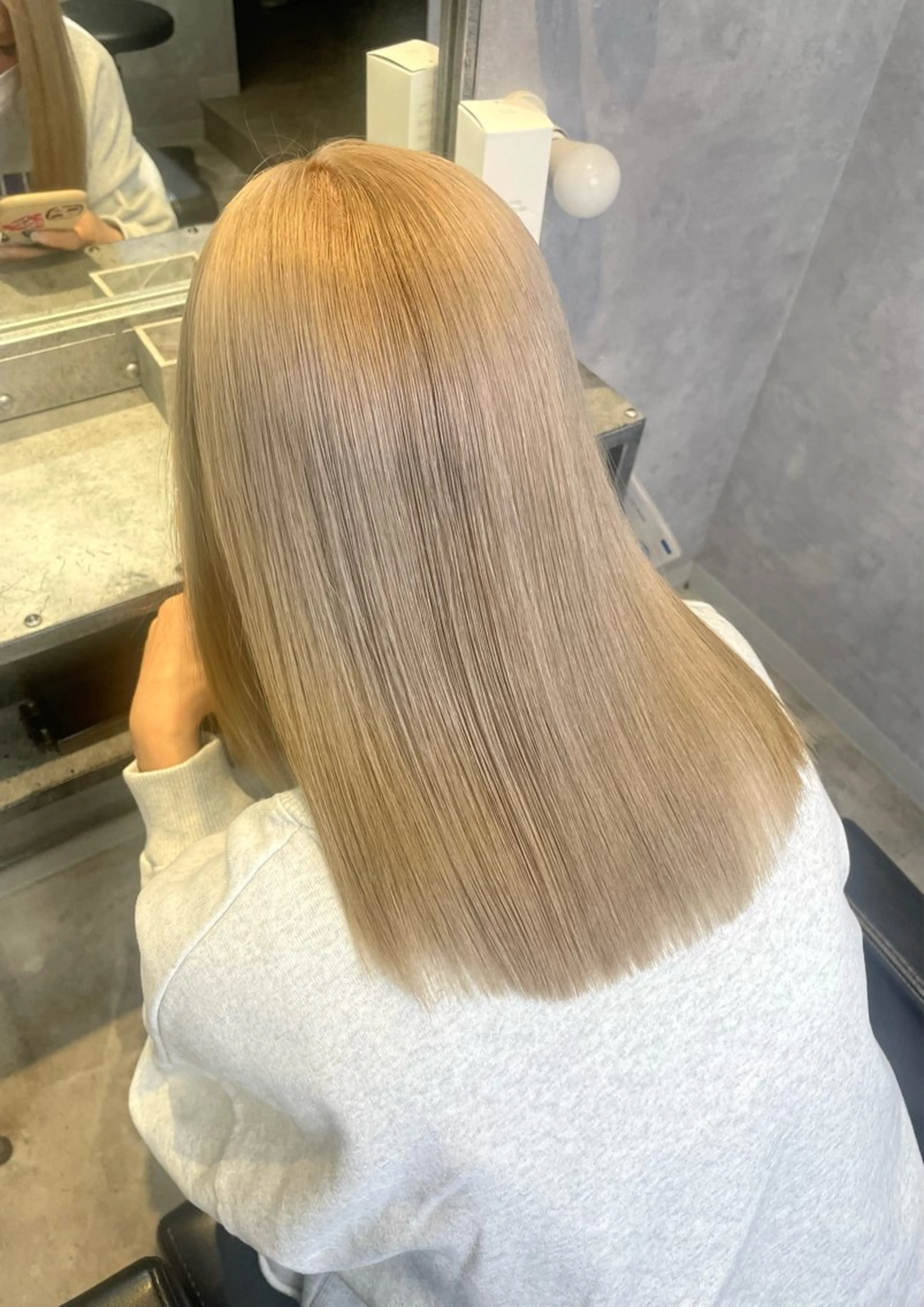 カラー ブリーチ ヘアカラー mimiiy fukaのヘアスタイル