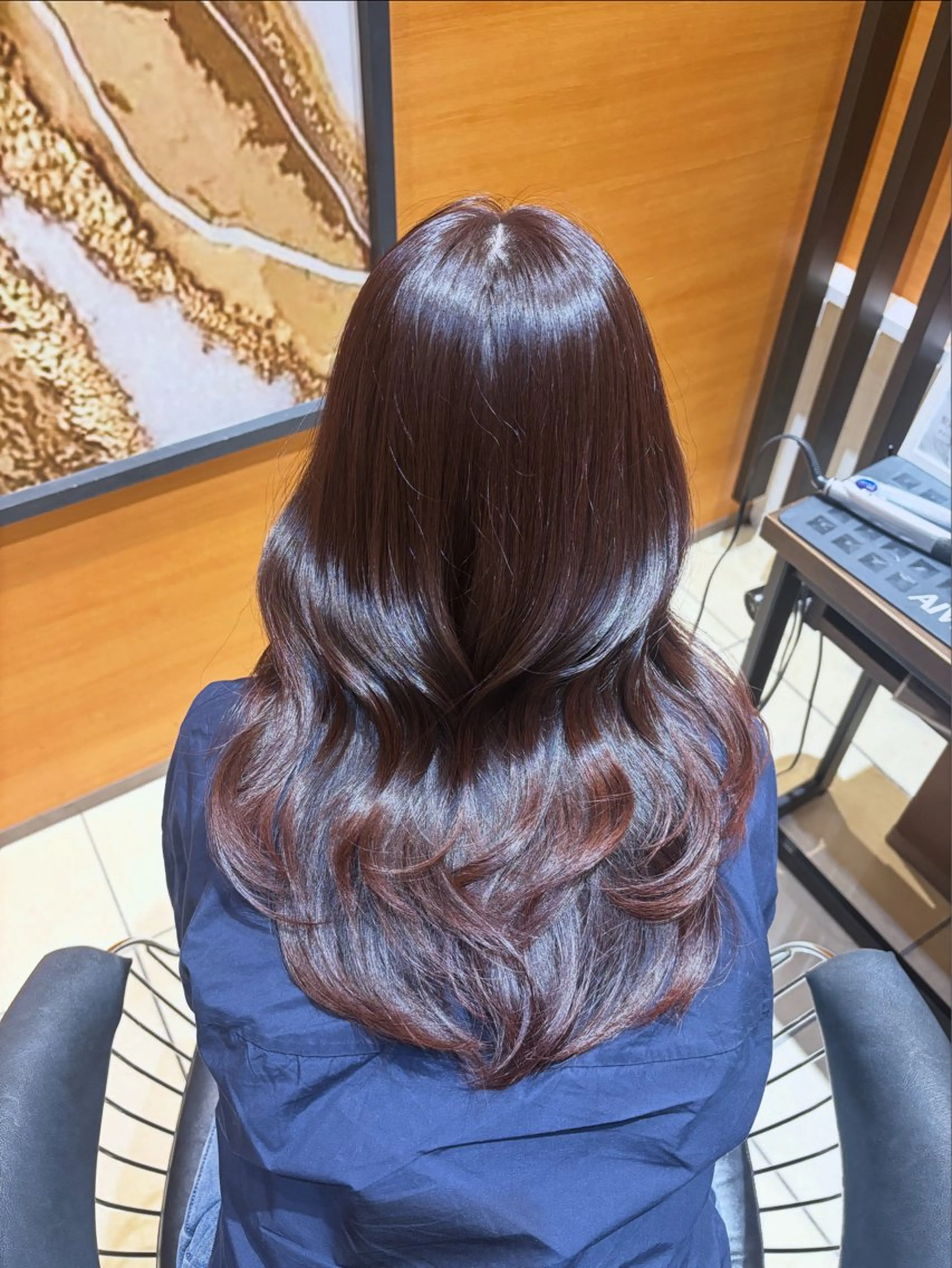ロング カラー ブラウンカラー レッドカラー レッドブラウン カット ヘアカラー いお/暖色カラー /髪質改善のヘアスタイル