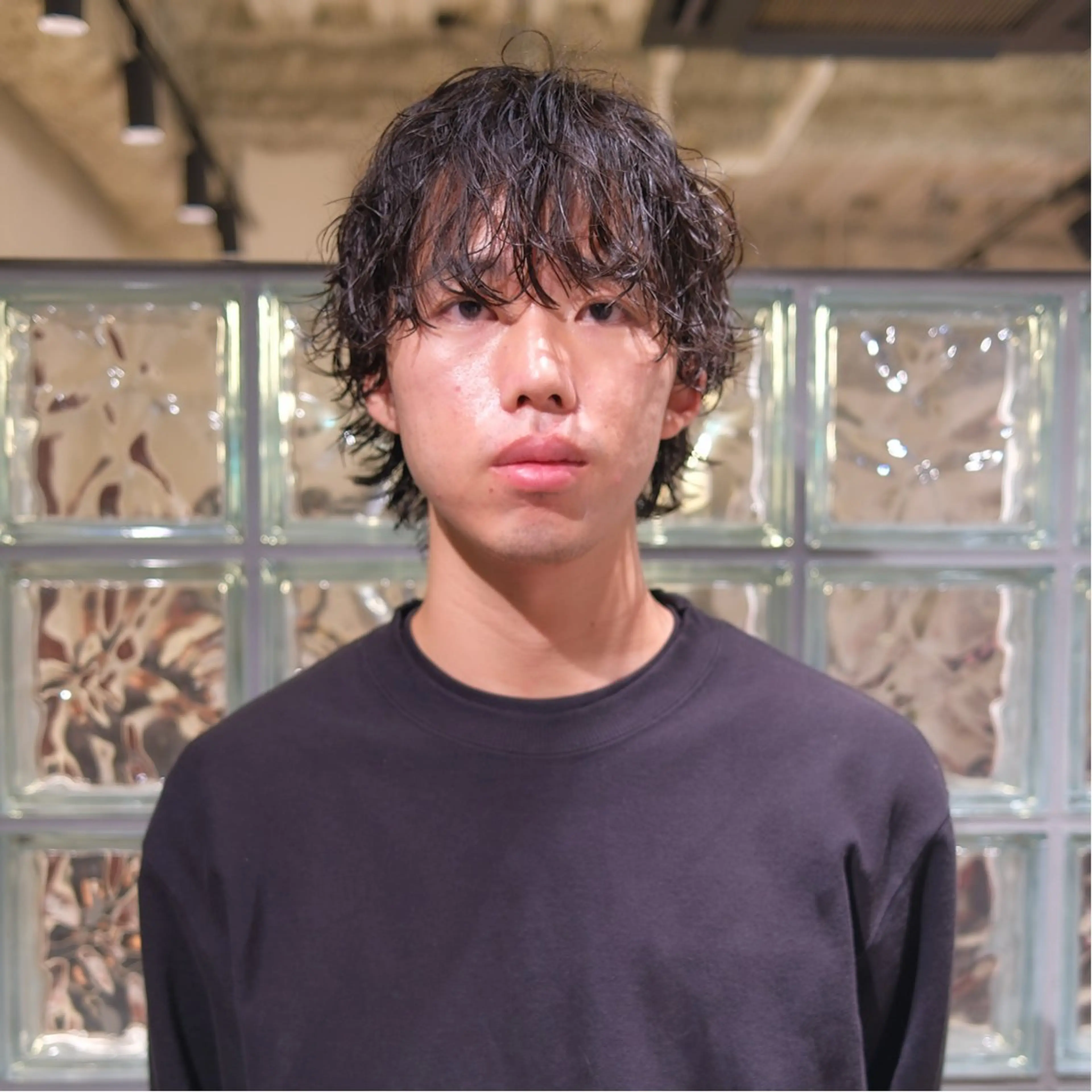 メンズ マッシュ メンズパーマ メンズツイストパーマ ツイストパーマ カット パーマ ヨシカワ タツキのヘアスタイル