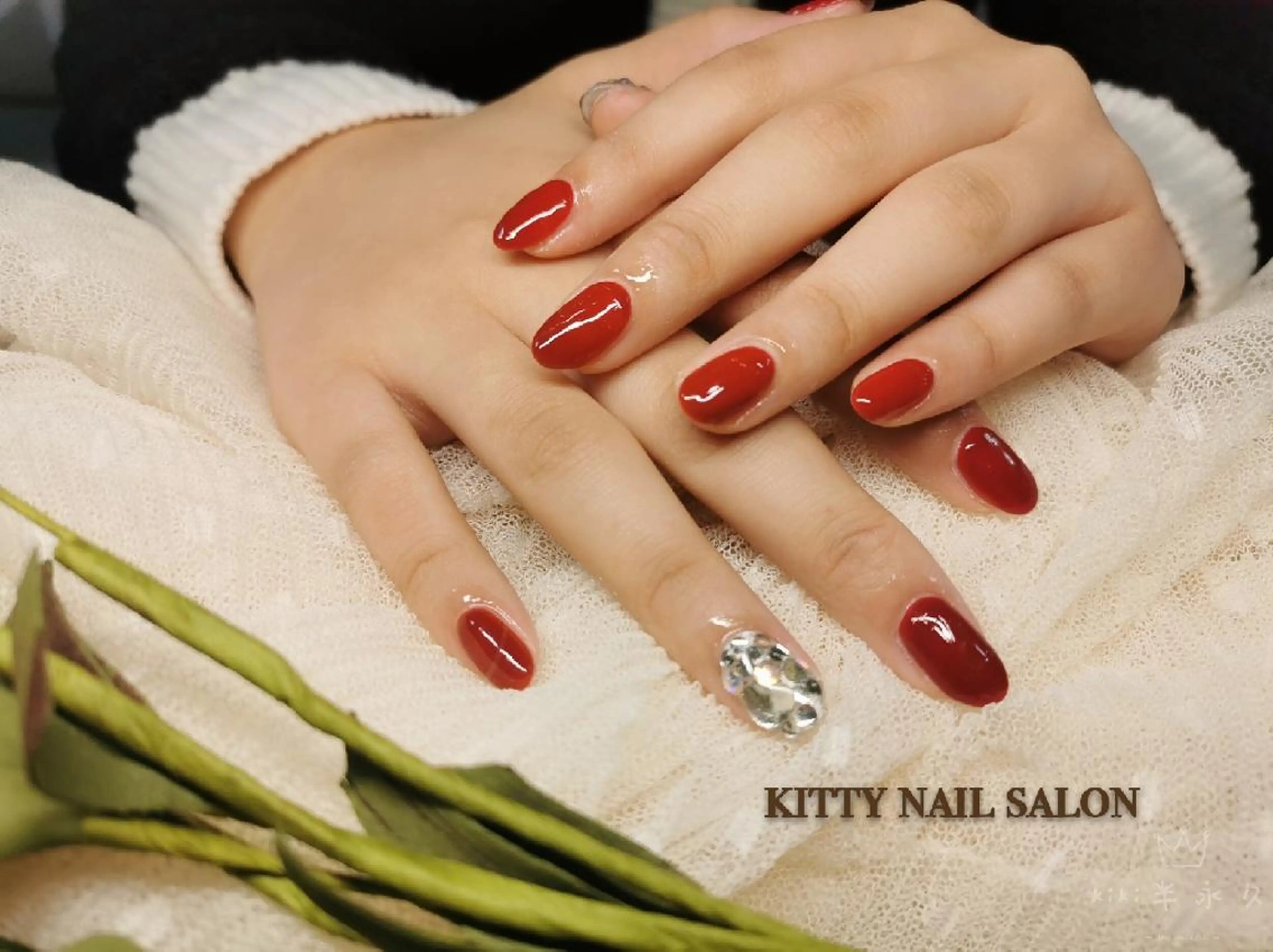 ネイル ストーンネイル ハンドネイル kitty nail salonのネイルデザイン