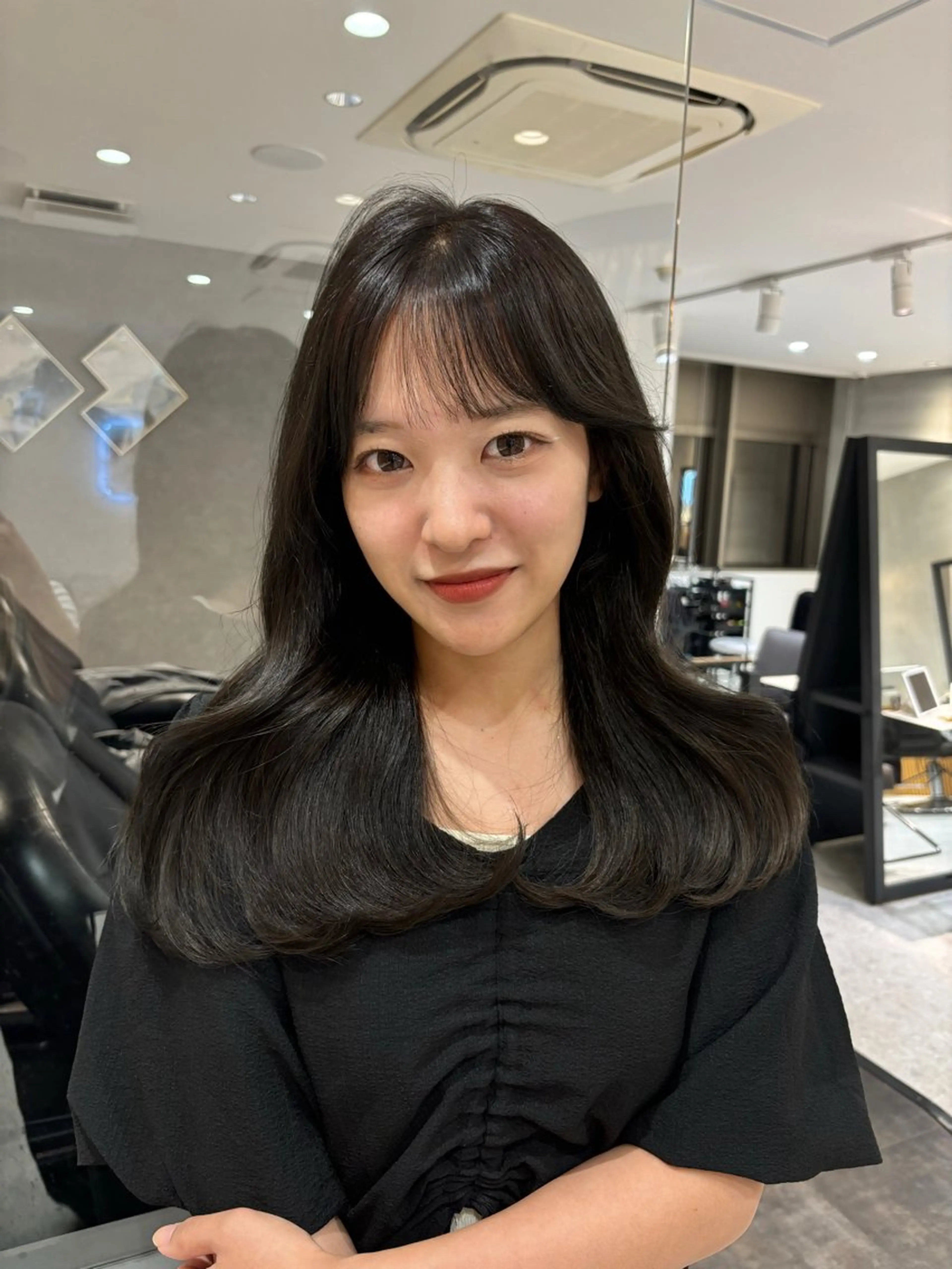 ロング ヘアカラー トリートメント Lond Bloom所属・MOMOHA/ レイヤー🎀艶カラーのヘアスタイル