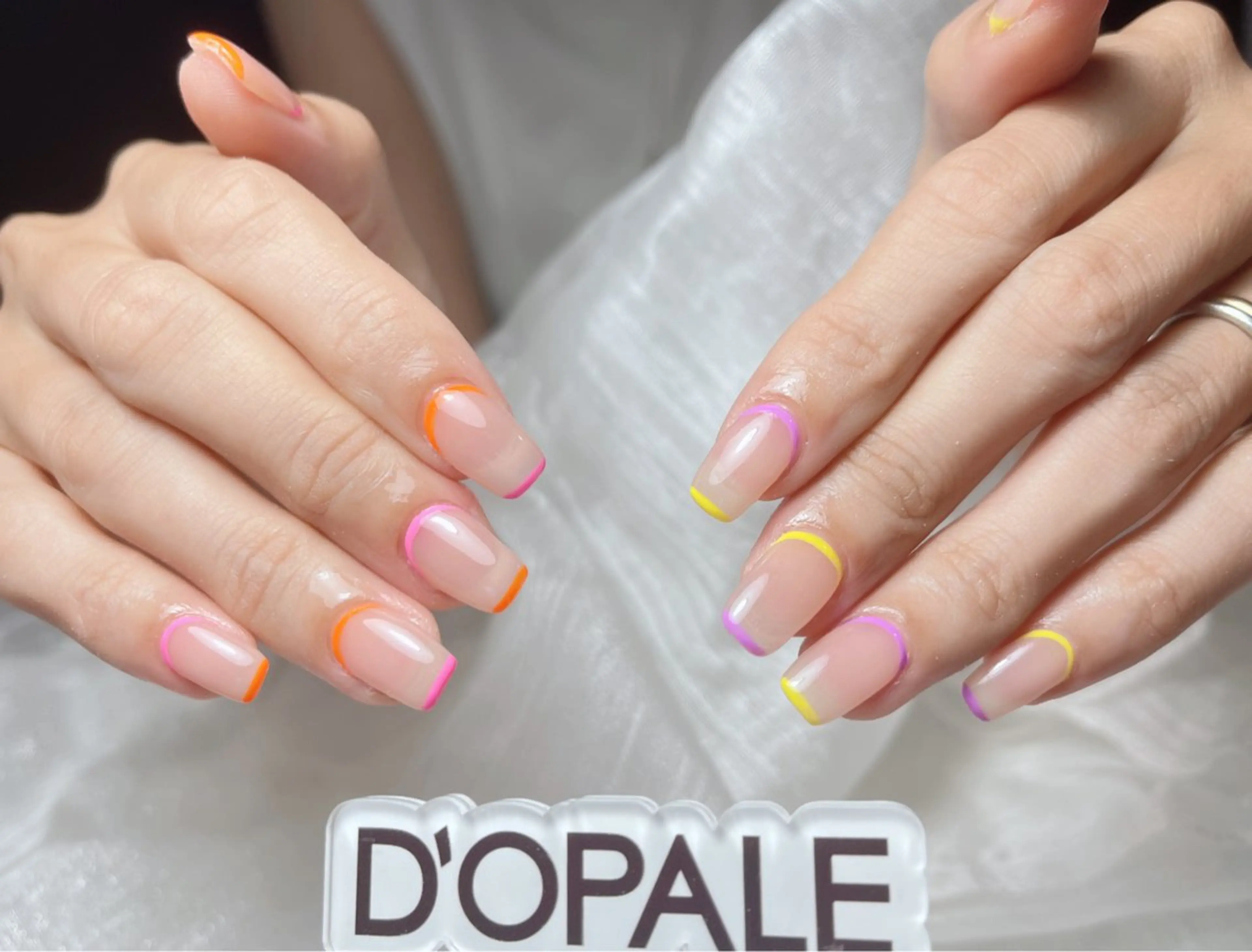 ネイル DOPALE、もも 彦奇のネイルデザイン