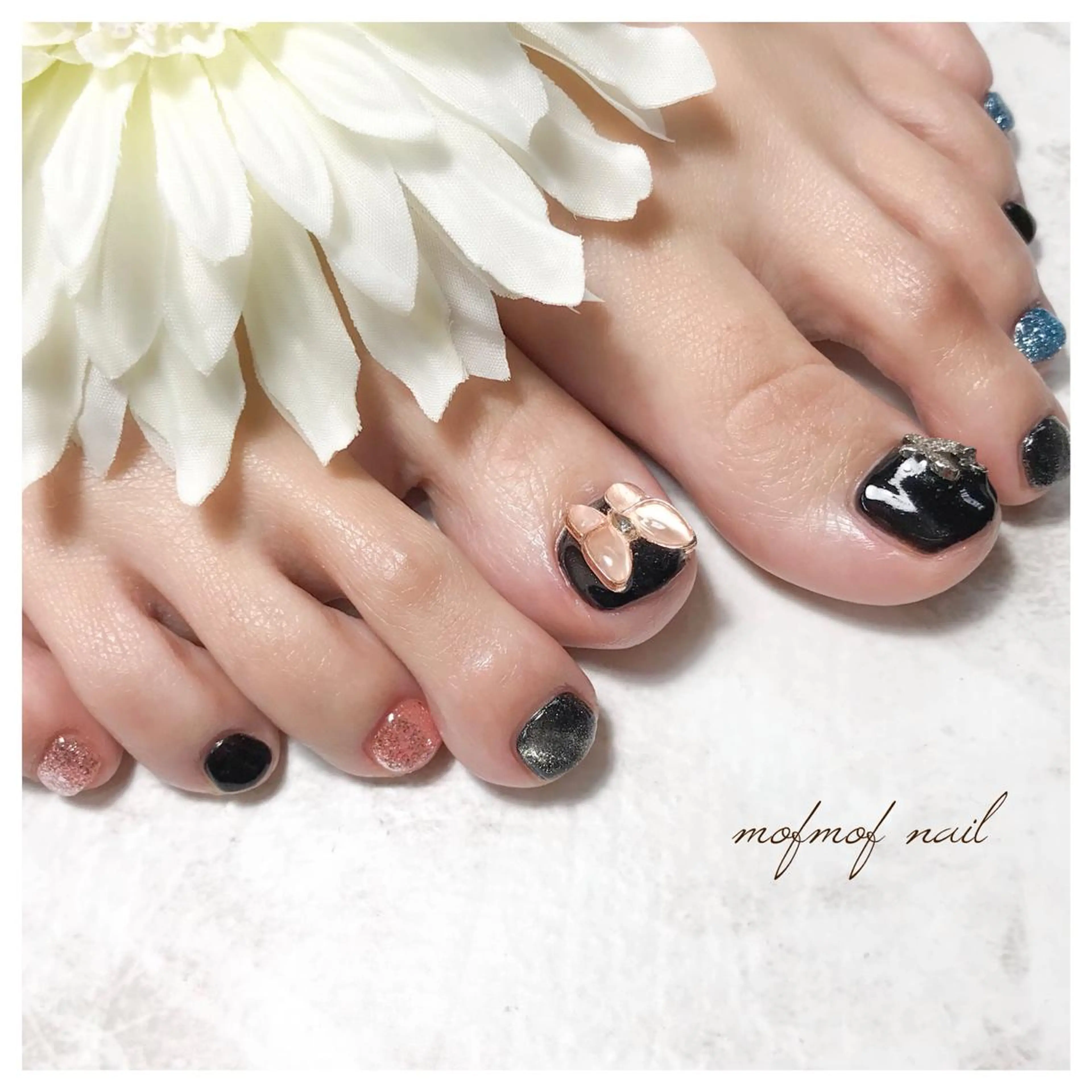 ネイル mofmofnail 🌿shimizuのネイルデザイン