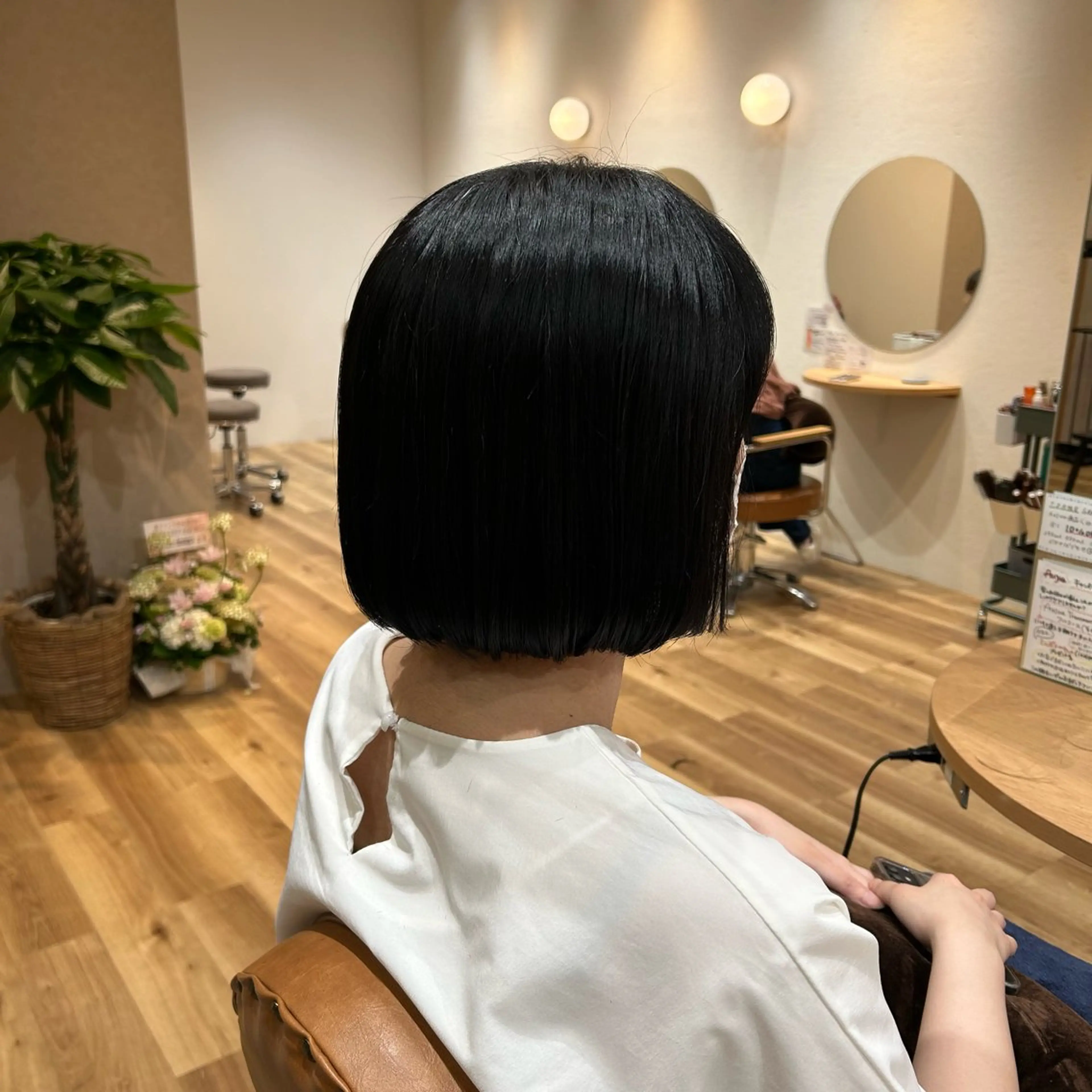 ミディアム カット 宮本 季奈のヘアスタイル