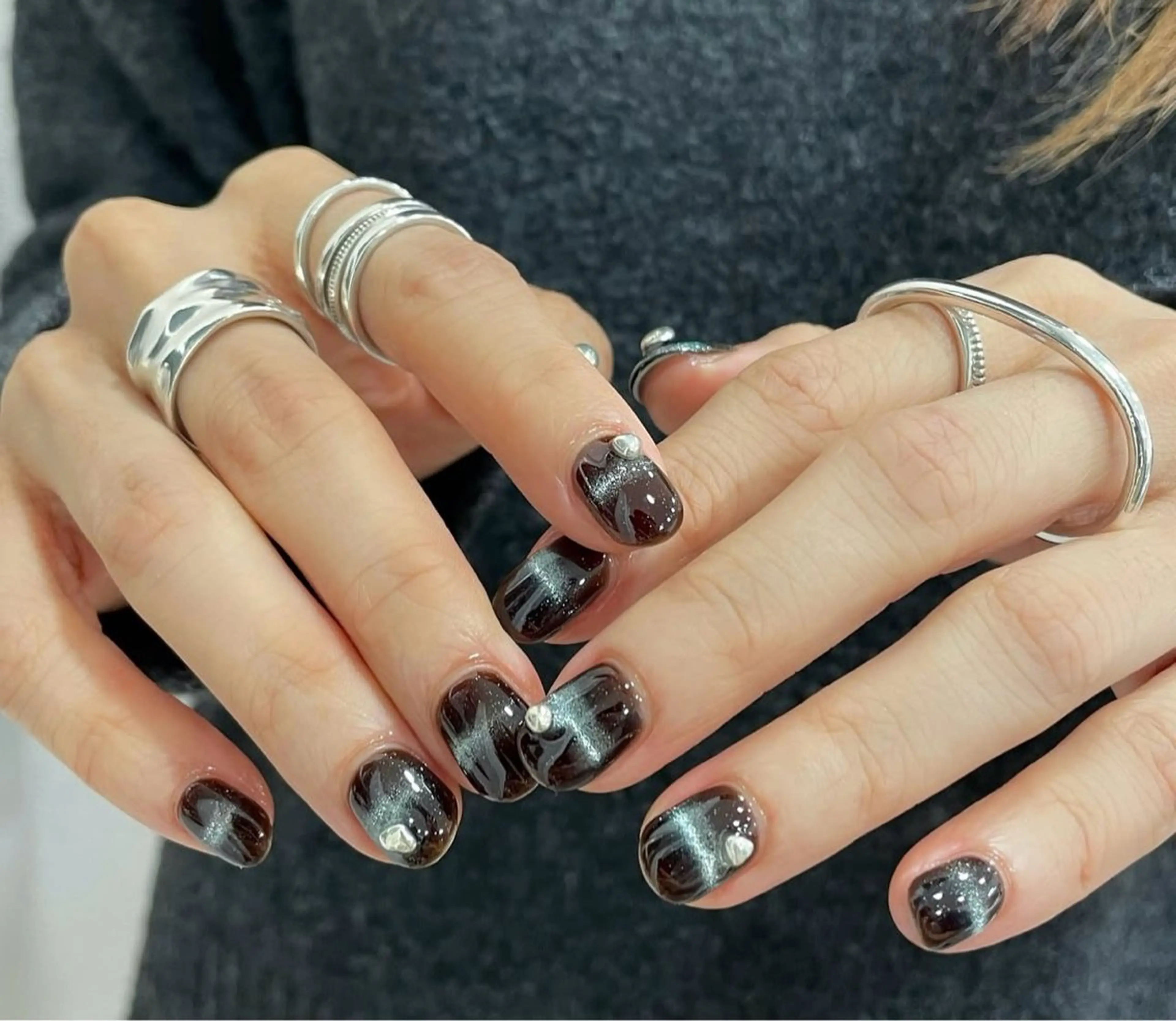 ネイル アートネイル オーロラネイル チークネイル フレンチネイル ガラスフレンチ ハンドネイル 🎀セ リ🎀のネイルデザイン