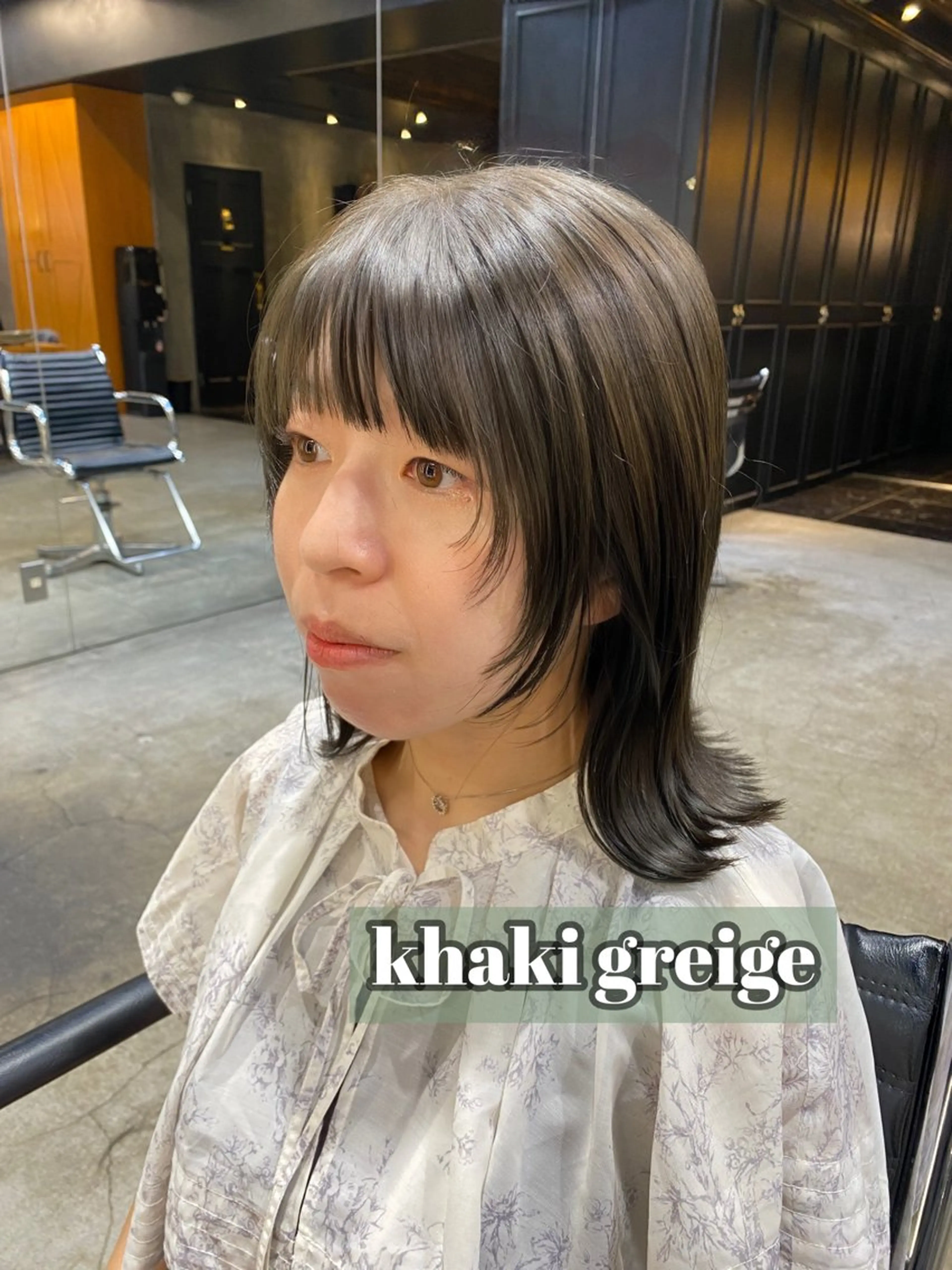 カラー グレージュ カーキグレージュ カット ヘアカラー ブリーチなしダブル カラー🧸🐺陽介のヘアスタイル