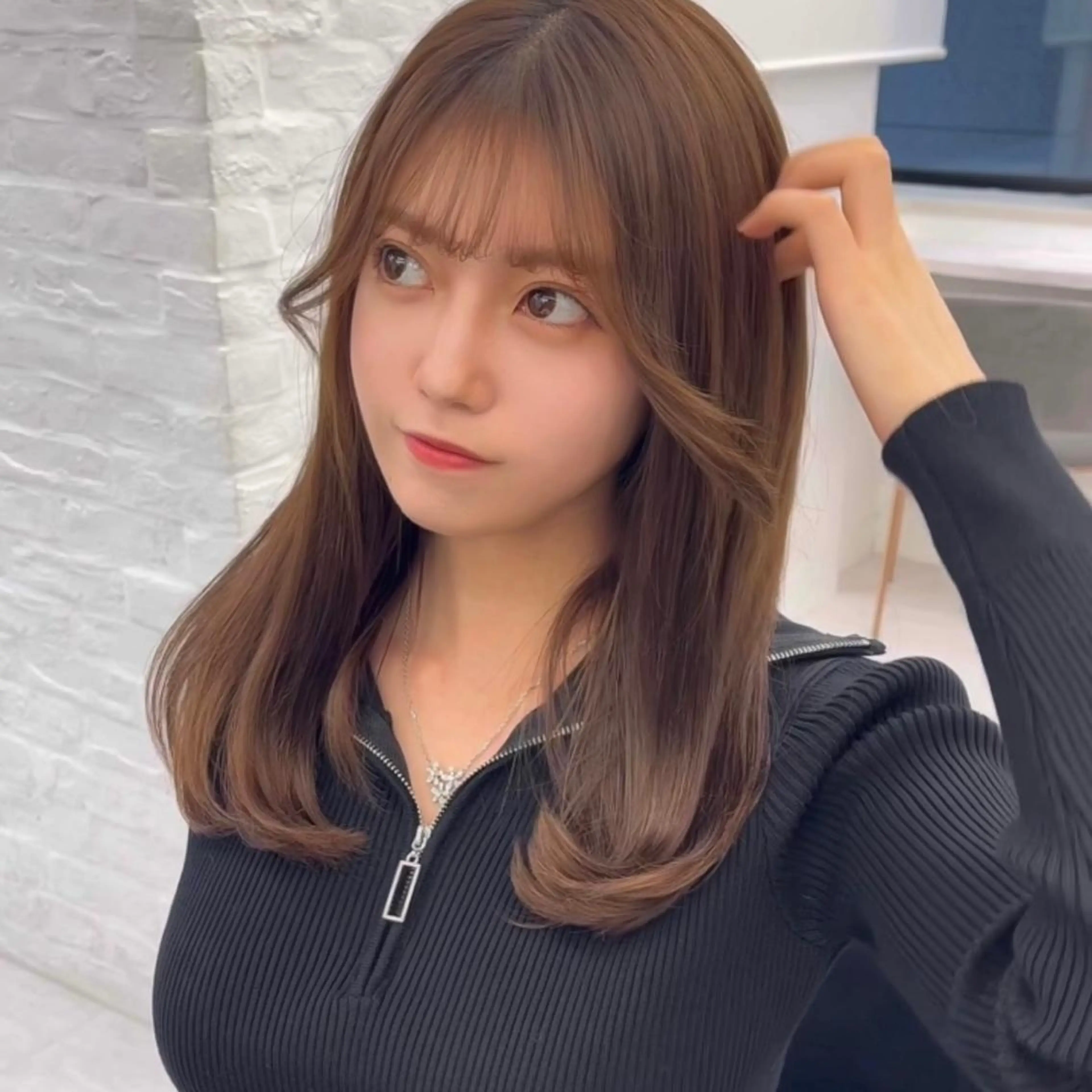 ミディアム カラー パーマ ヘアアレンジ 結婚式・ブライダル アッシュ ベージュカラー 黒髪 ブリーチ 韓国ヘア×2way 🇰🇷和知拓郎のヘアスタイル