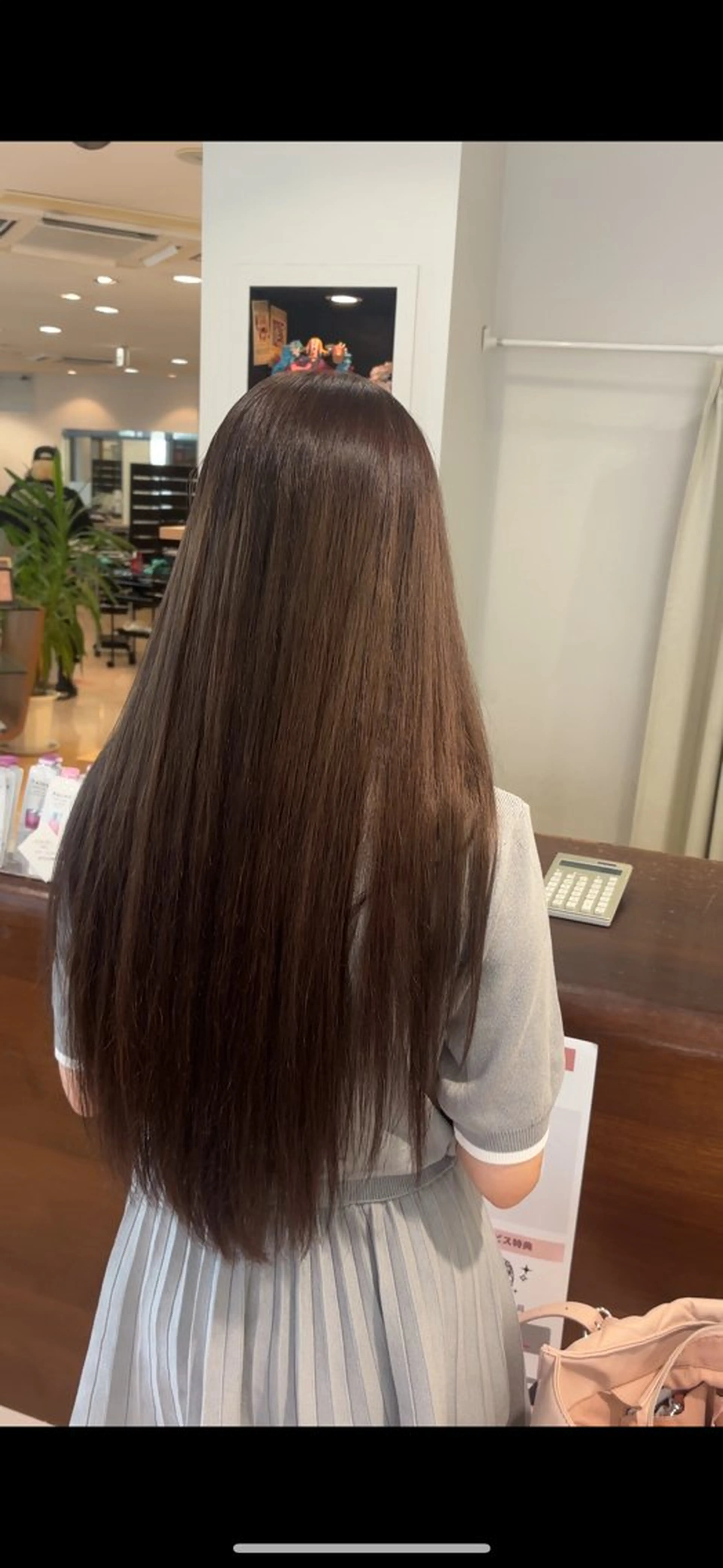 ロング ヘアカラー メンズケアパーマ✨️ ケアブリーチカラーのヘアスタイル