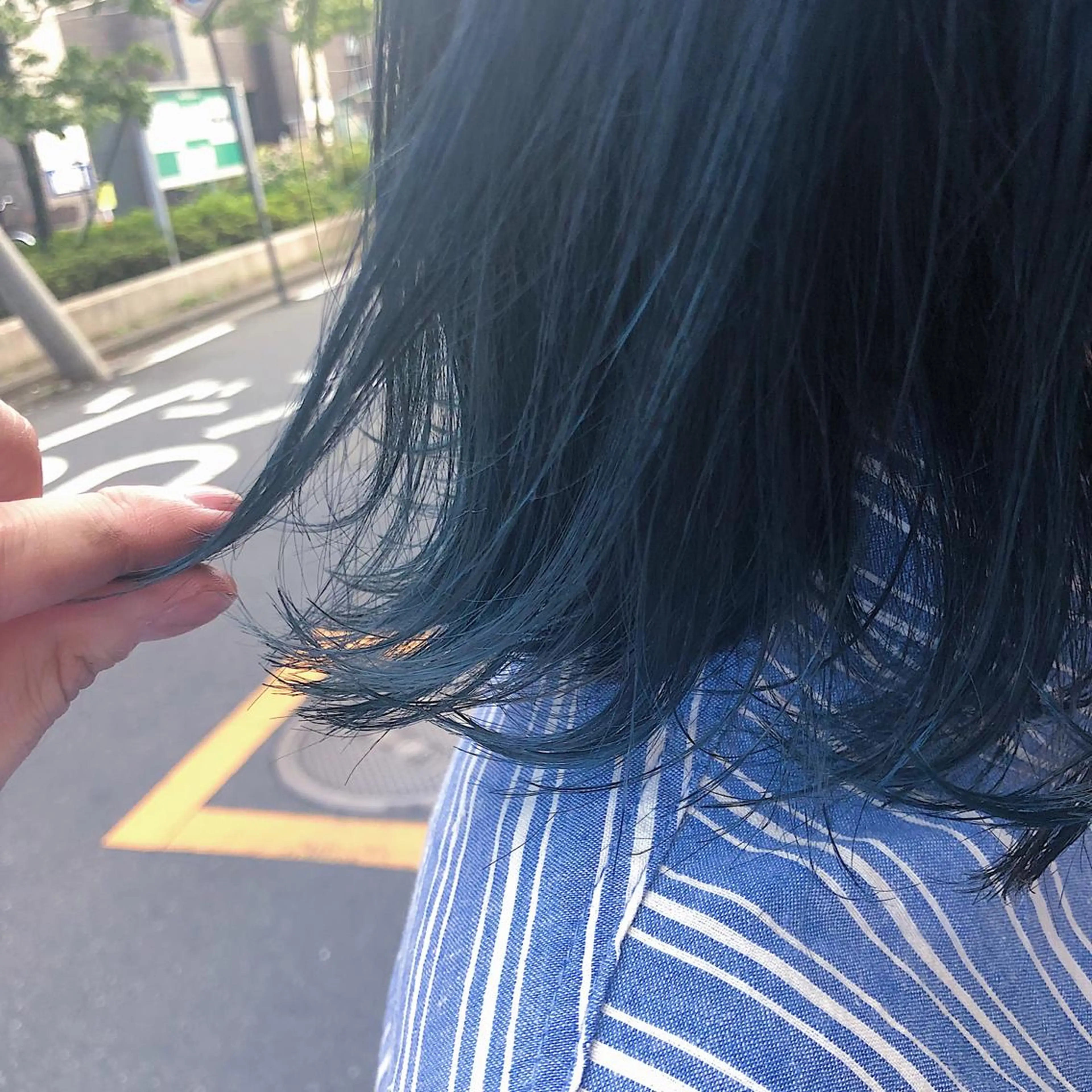 ミディアム カラー パーマ ヘアアレンジ ブリーチ 透明感カラー デザインカラー ダブルカラー グラデーションカラー カット ヘアカラー トリートメント 【ツヤ髪美容師】 ツダケイスケのヘアスタイル