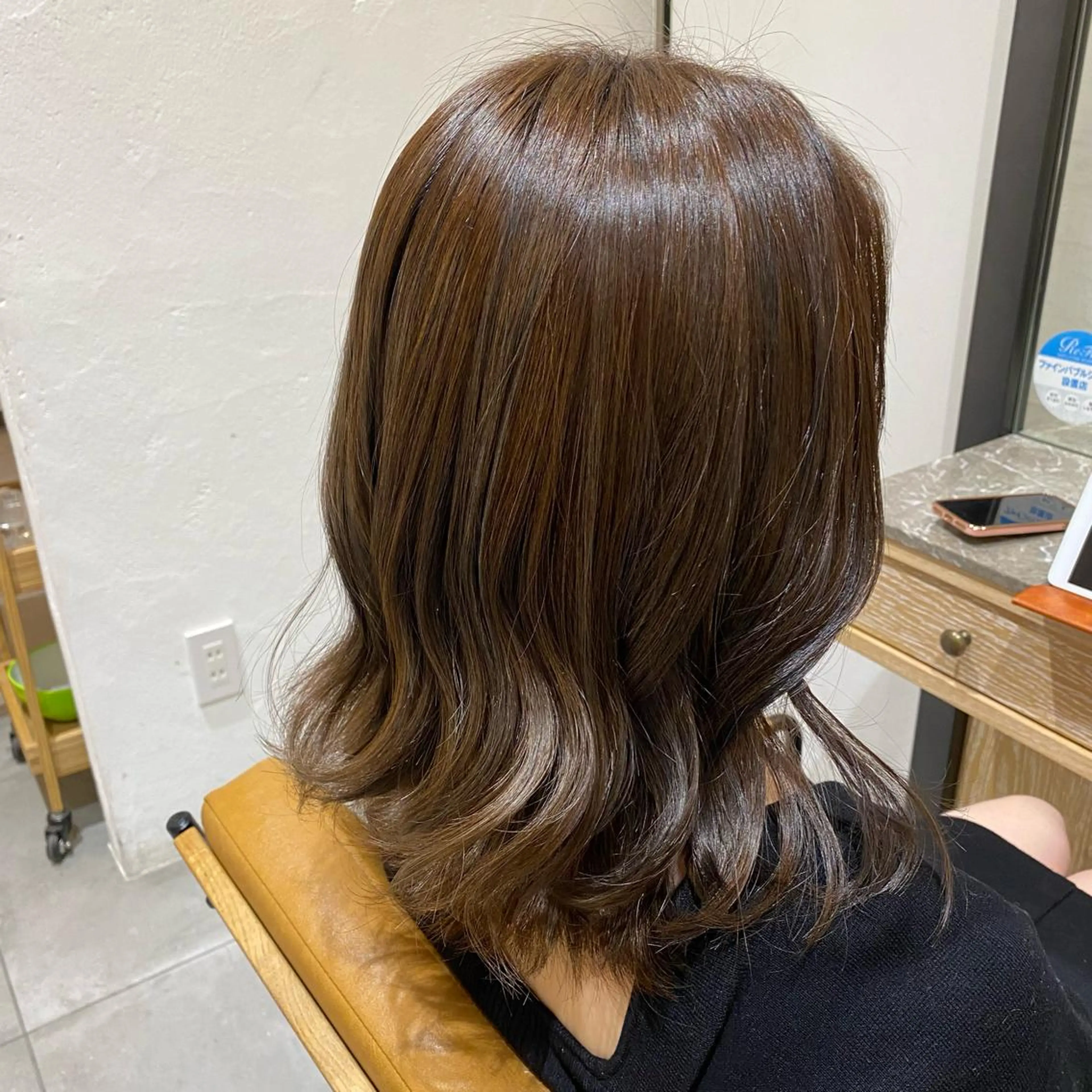 ミディアム カラー ベージュカラー 髙田 知香のヘアスタイル