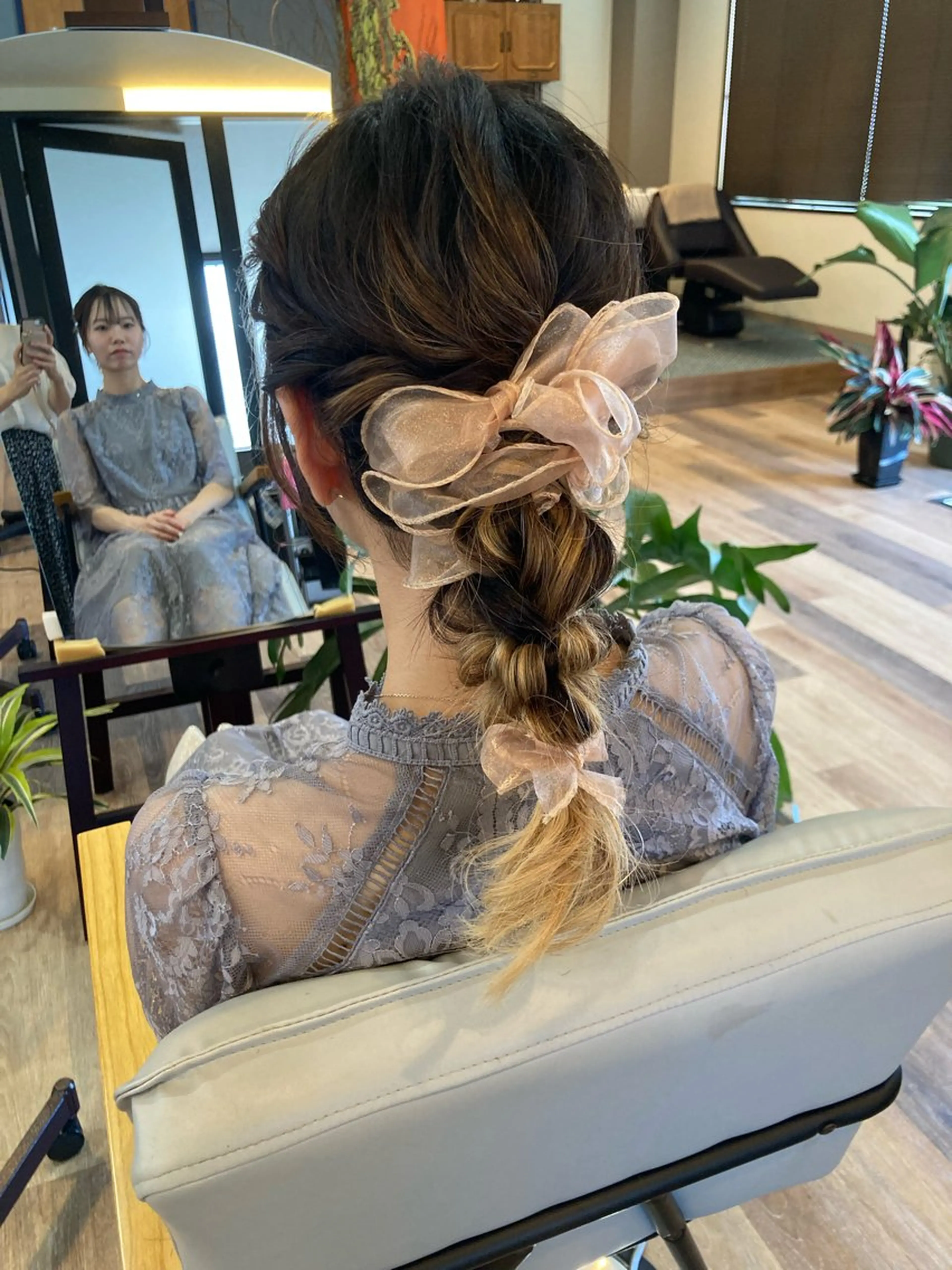 リボン付け放題.⋆𝜗𝜚ヘアアレンジの写真