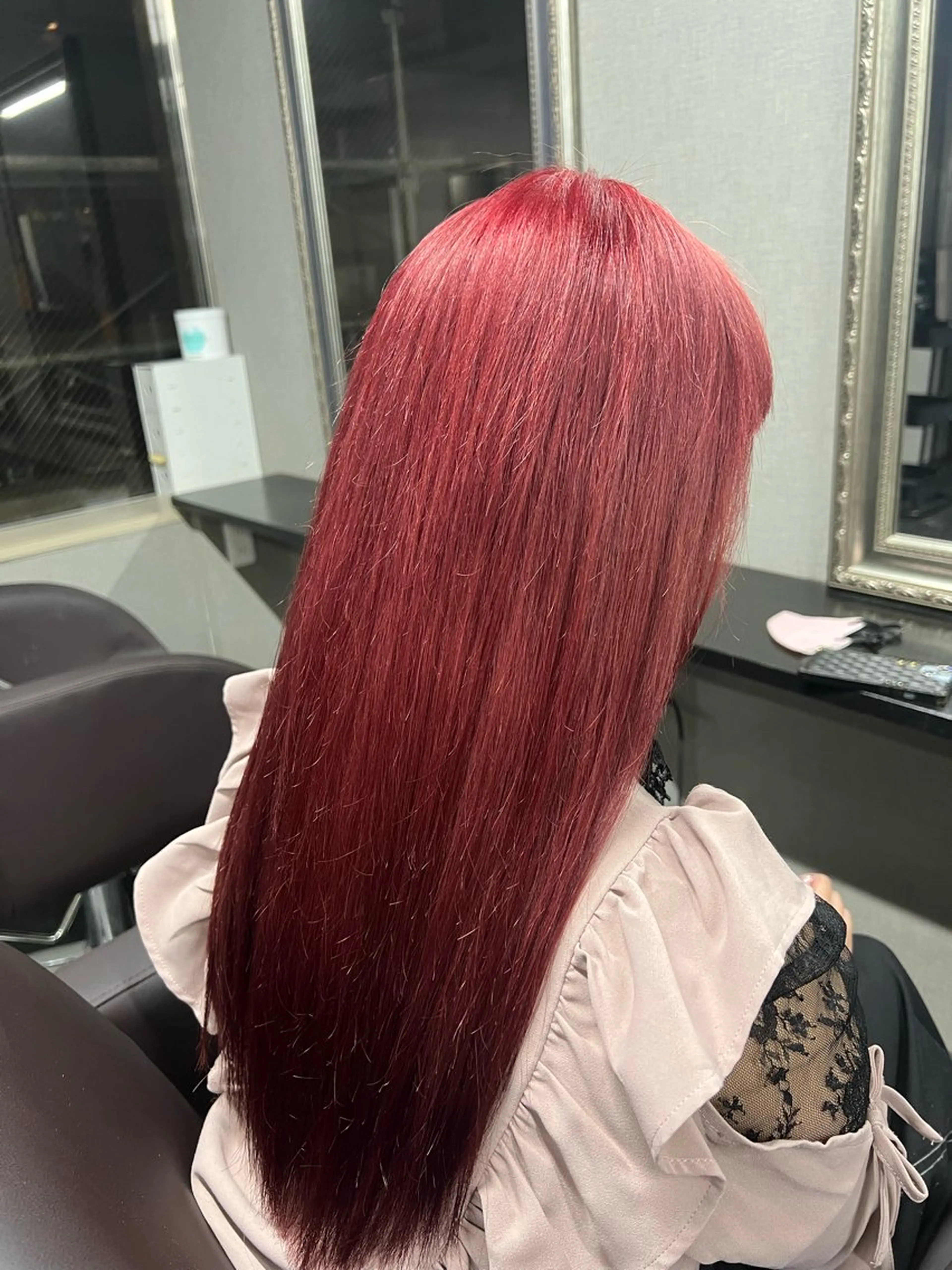 セミロング カラー ヘアカラー ハイトーンカラー 坂本 翼のヘアスタイル