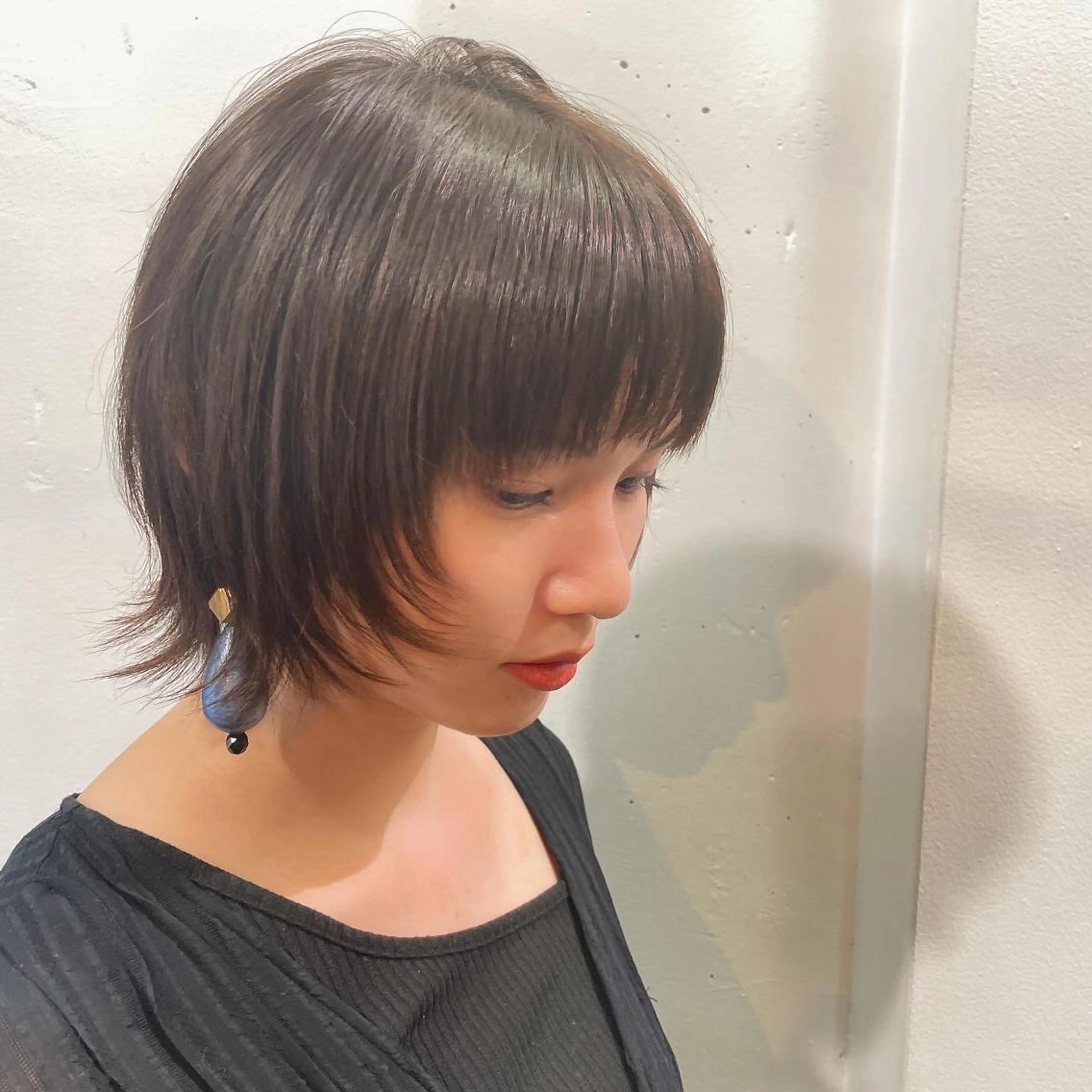 ショート カラー カット ヘアカラー ブリーチなしで透け感 暖色カラーボブaoiのヘアスタイル