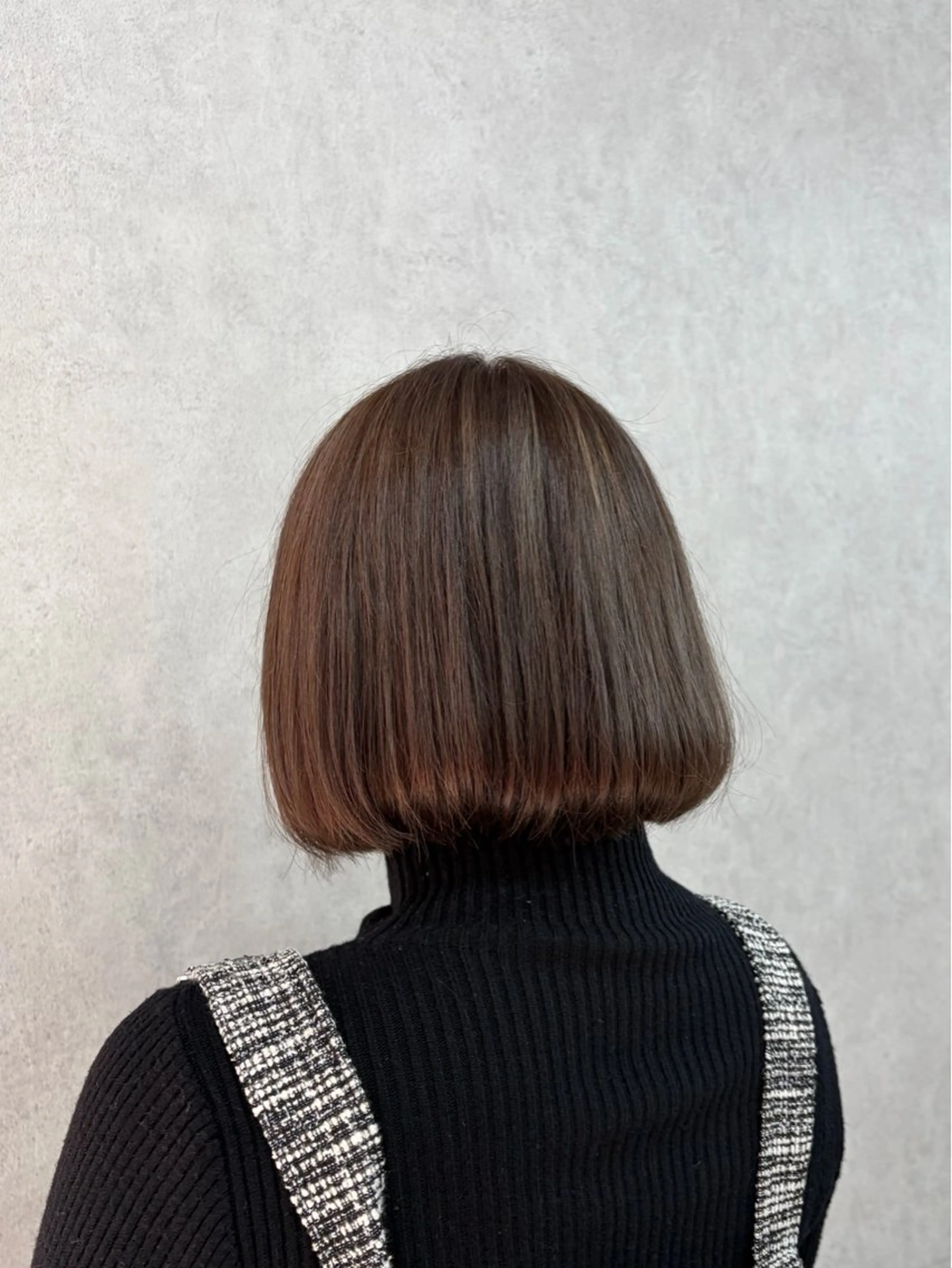 ショート カラー ブラウンカラー オレンジ 倉澤 愛理のヘアスタイル