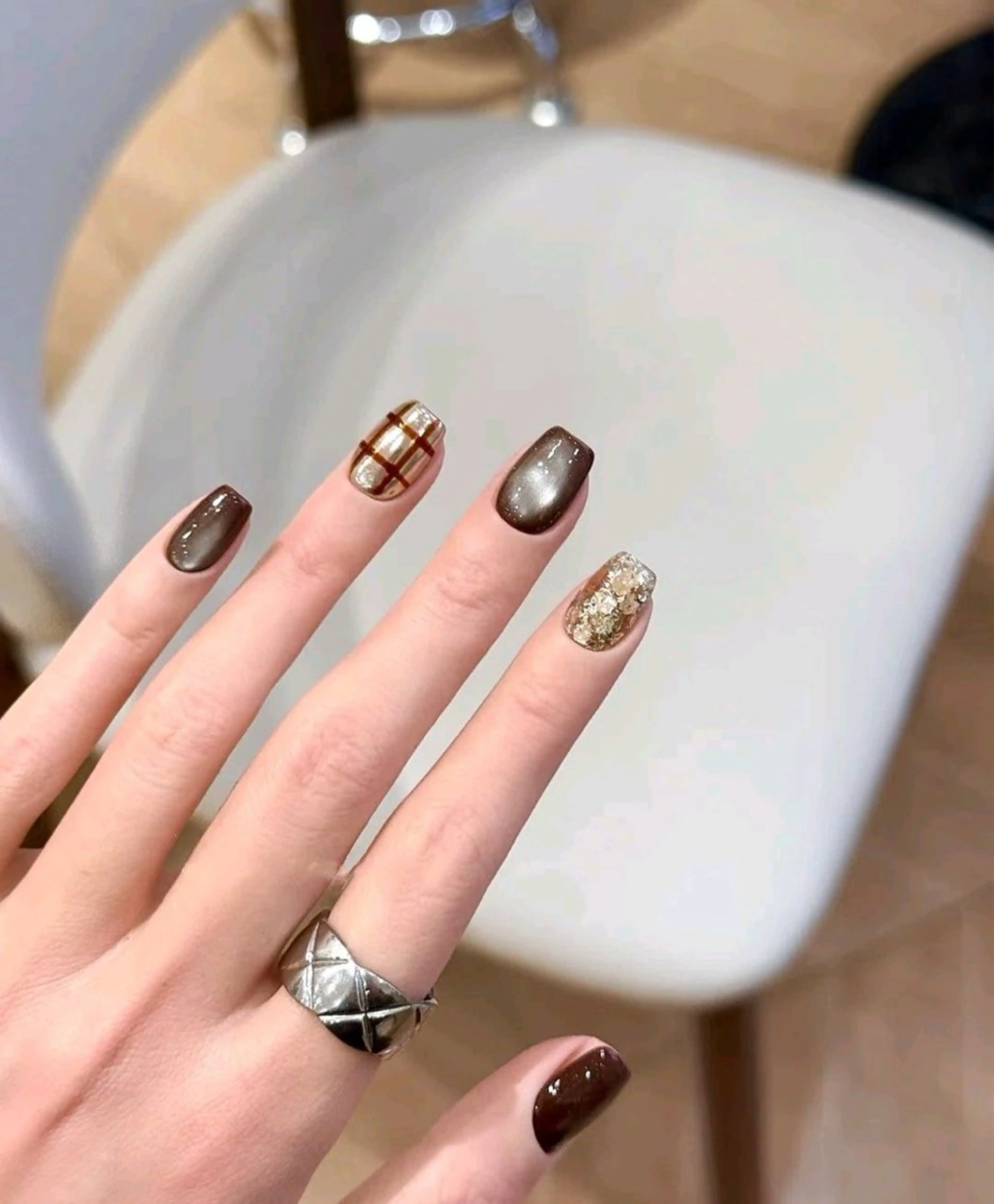 ネイル ハンドネイル EMI ANA.CHUOのネイルデザイン