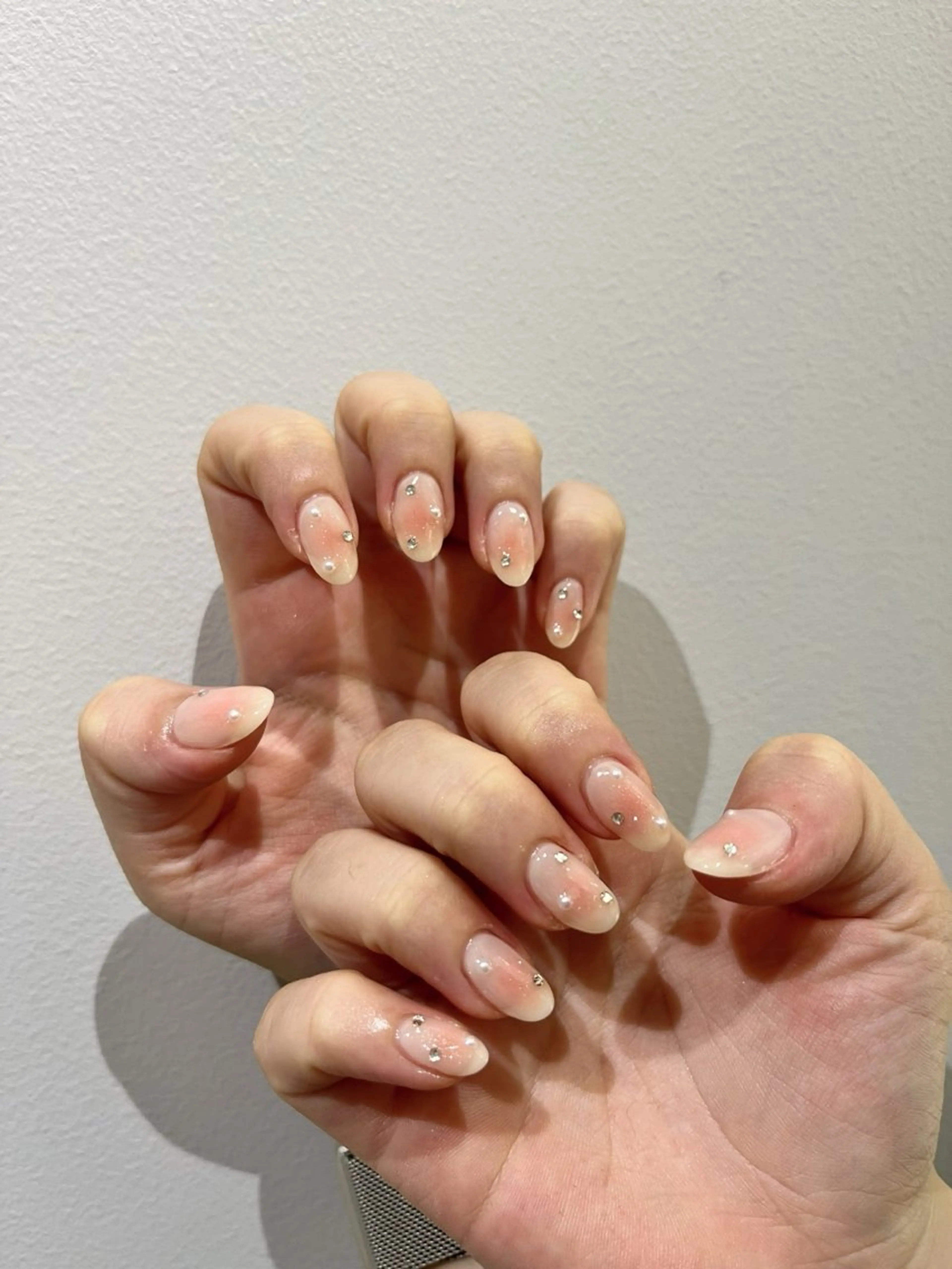 ネイル チークネイル ハンドネイル WAVY_nail YUIKAのネイルデザイン
