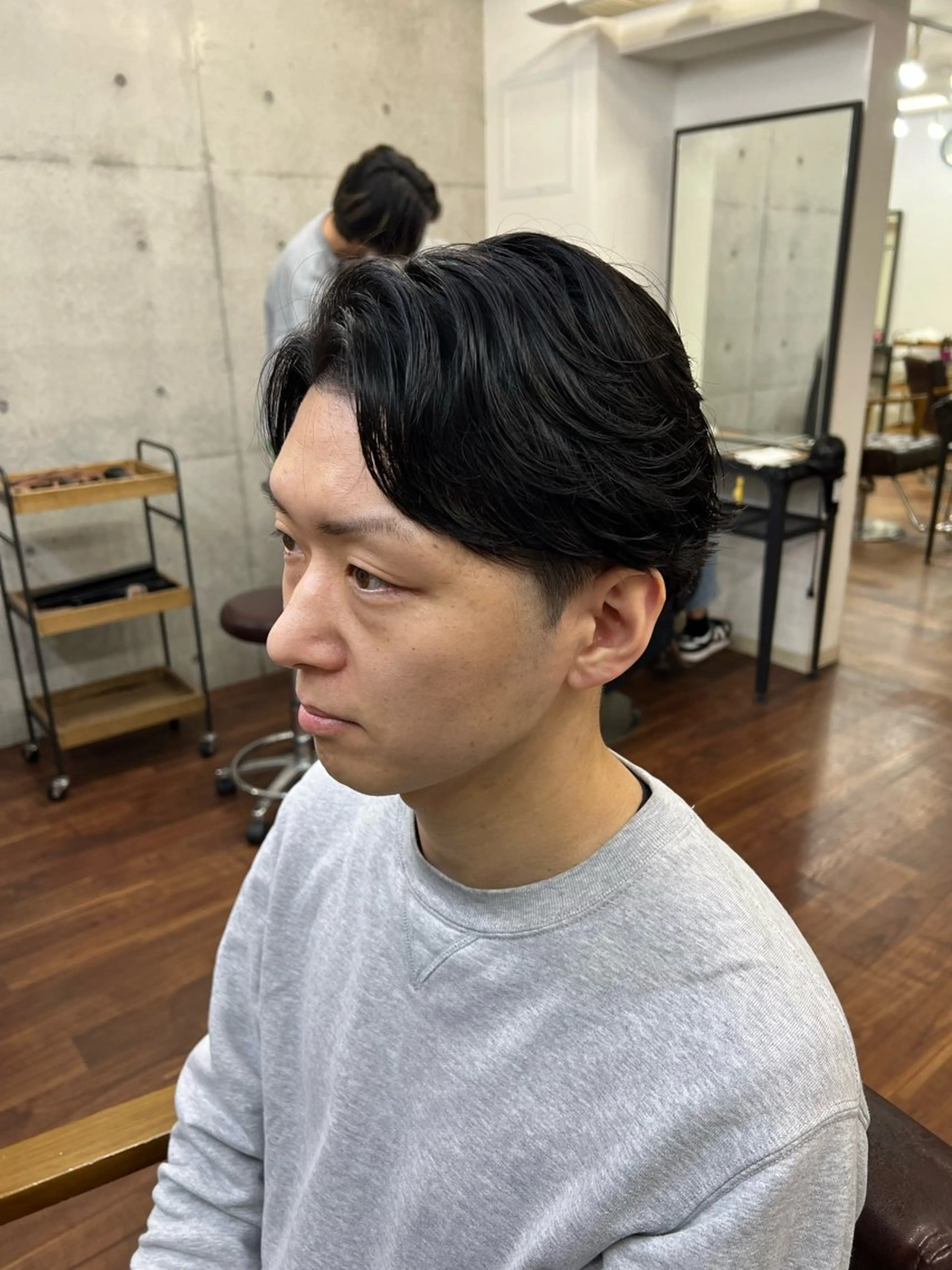 ショート パーマ メンズ センターパート メンズパーマ ショートヘア Yui/ハイトーン /シャドウパーマのヘアスタイル