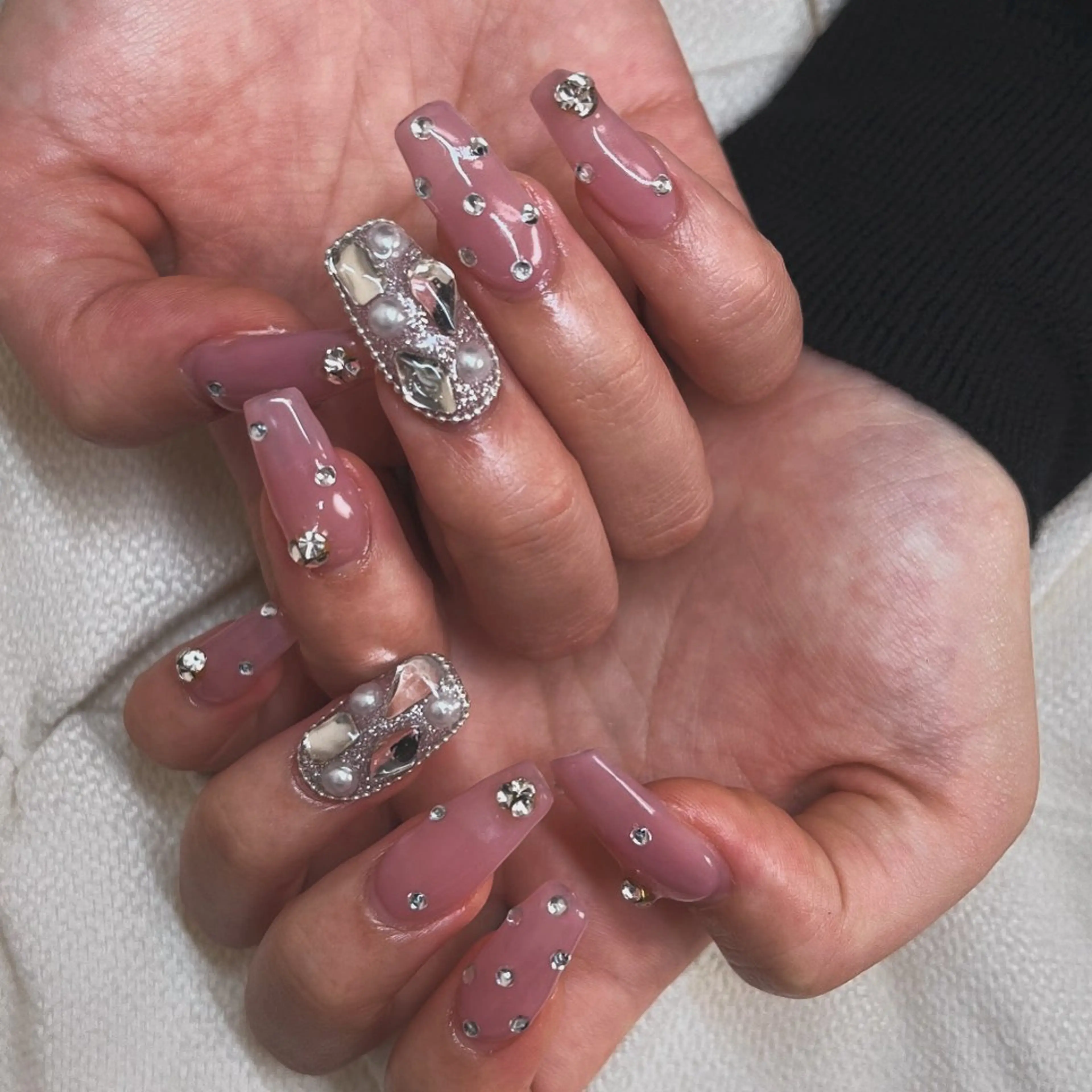 ネイル ハンドネイル nail.salon .Reversalのネイルデザイン