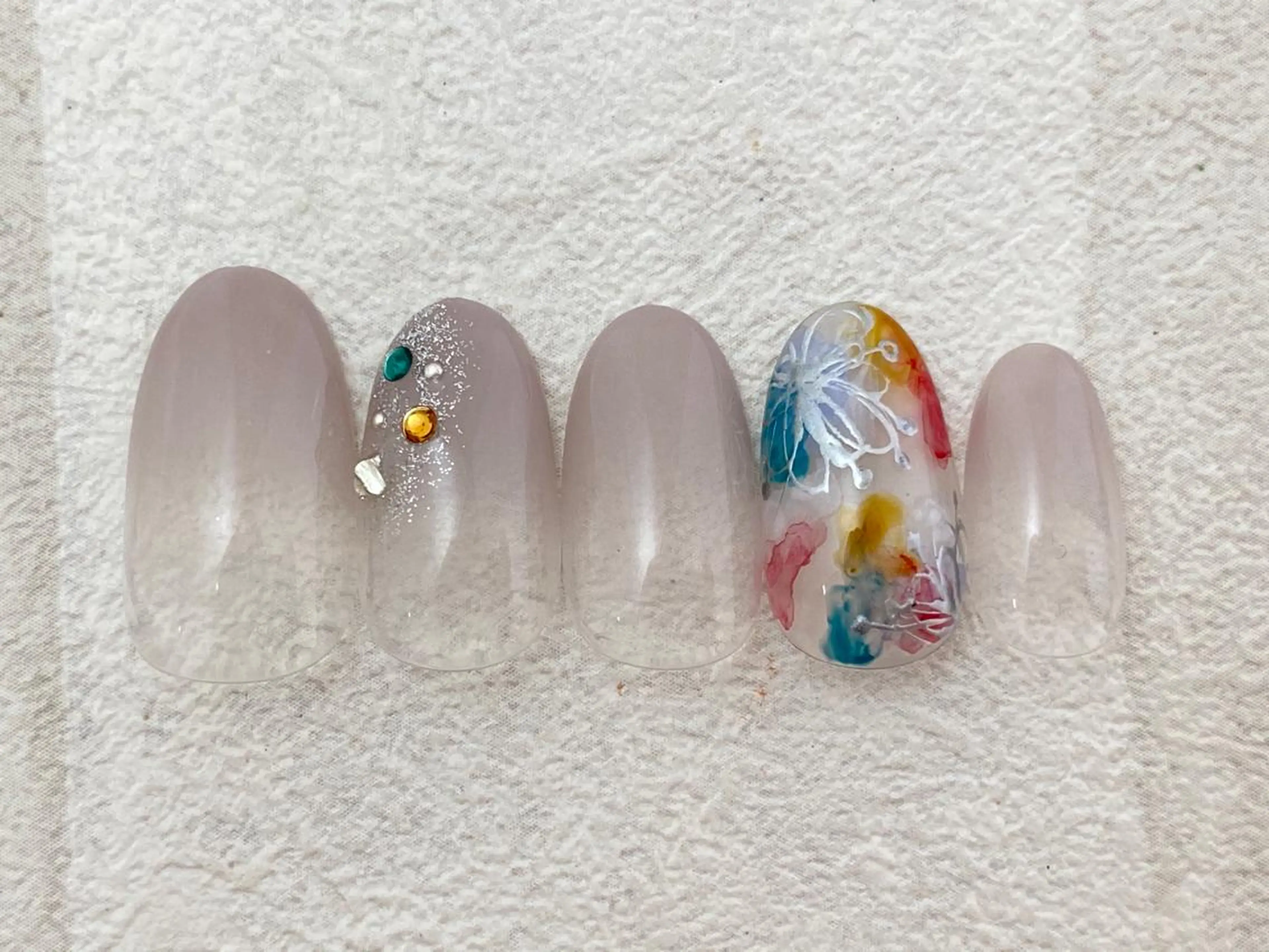 ネイル 株式会社JUEGO .○°のネイルデザイン