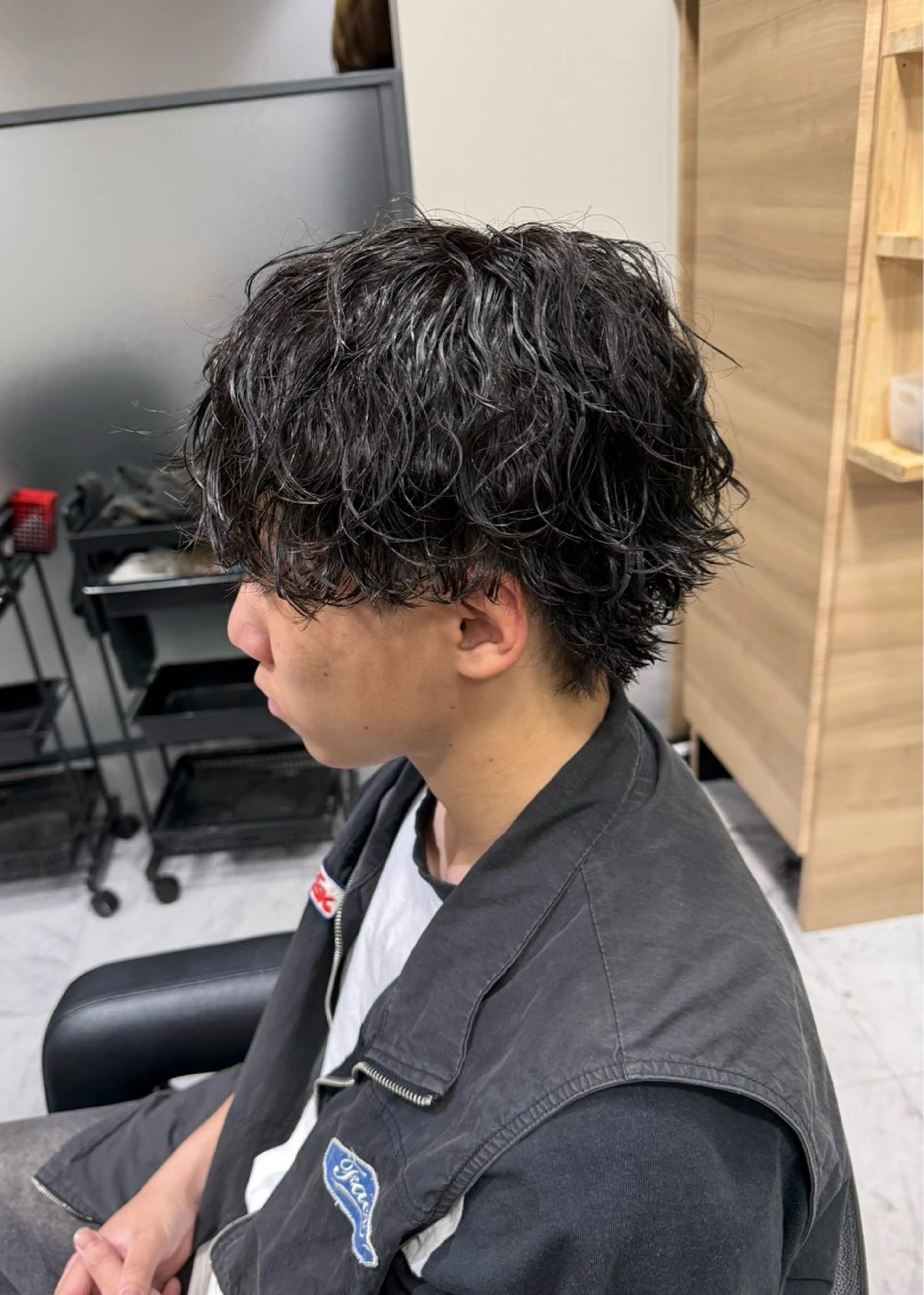 ショート パーマ メンズ マッシュウルフ マッシュ メンズパーマ 波巻きパーマ メンズウルフカット カット パーマ トリートメント 🌻メンズカット 落合諒🌻のヘアスタイル