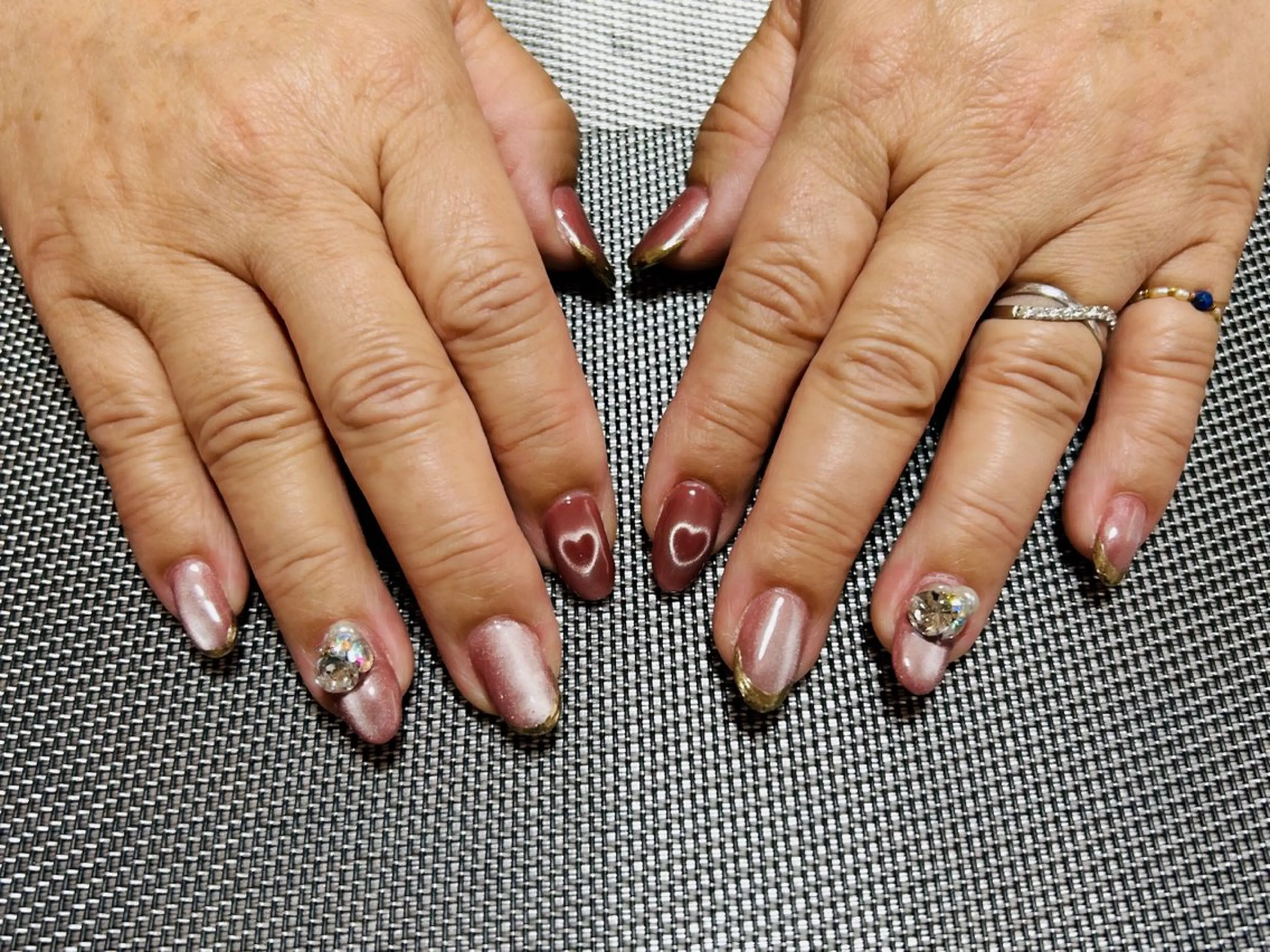ネイル ハート マグネットネイル i nailのネイルデザイン