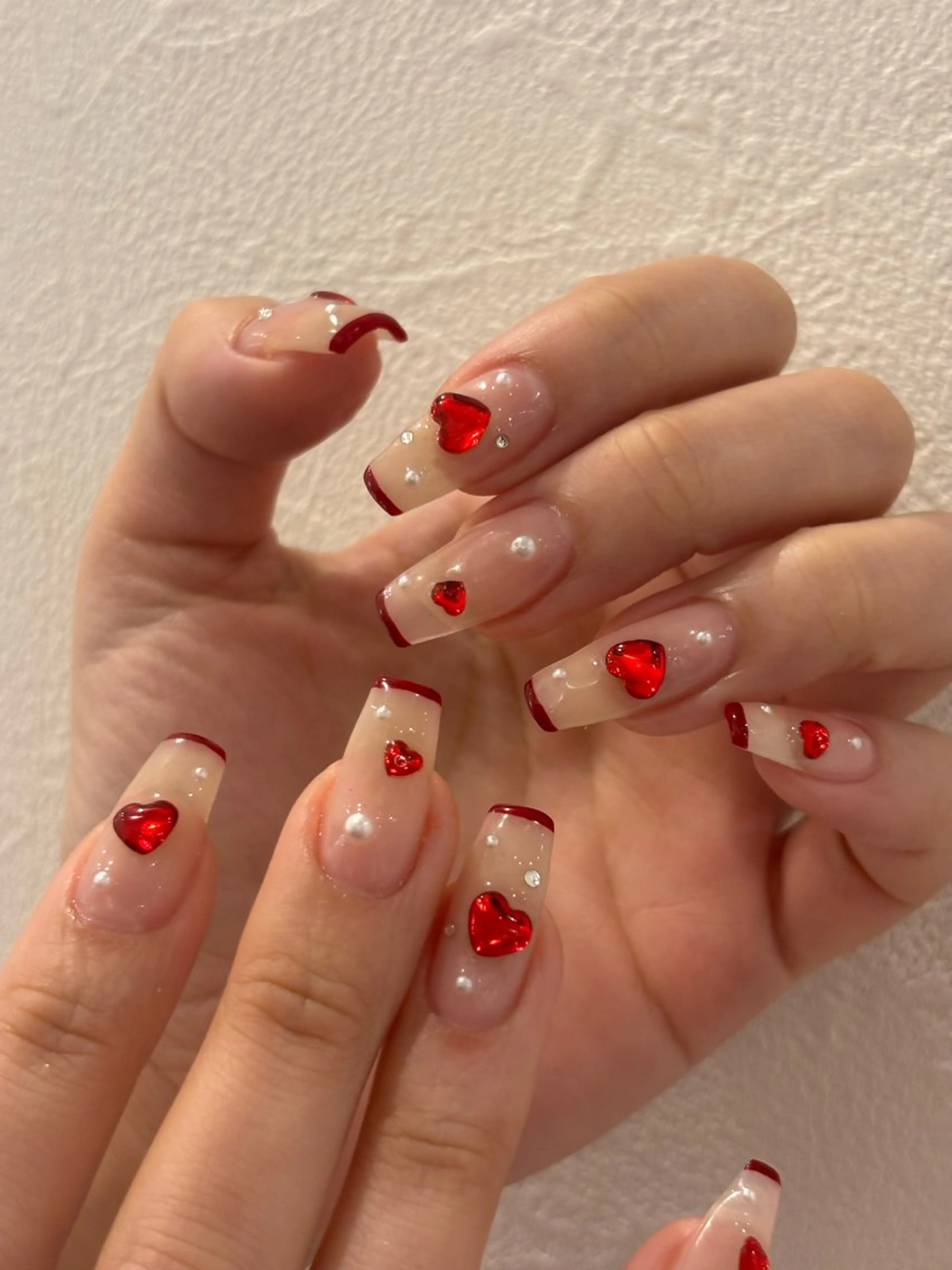 ネイル ハート バレンタイン ハンドネイル Ann. nail.tokyo所属・Ann nailのネイルデザイン
