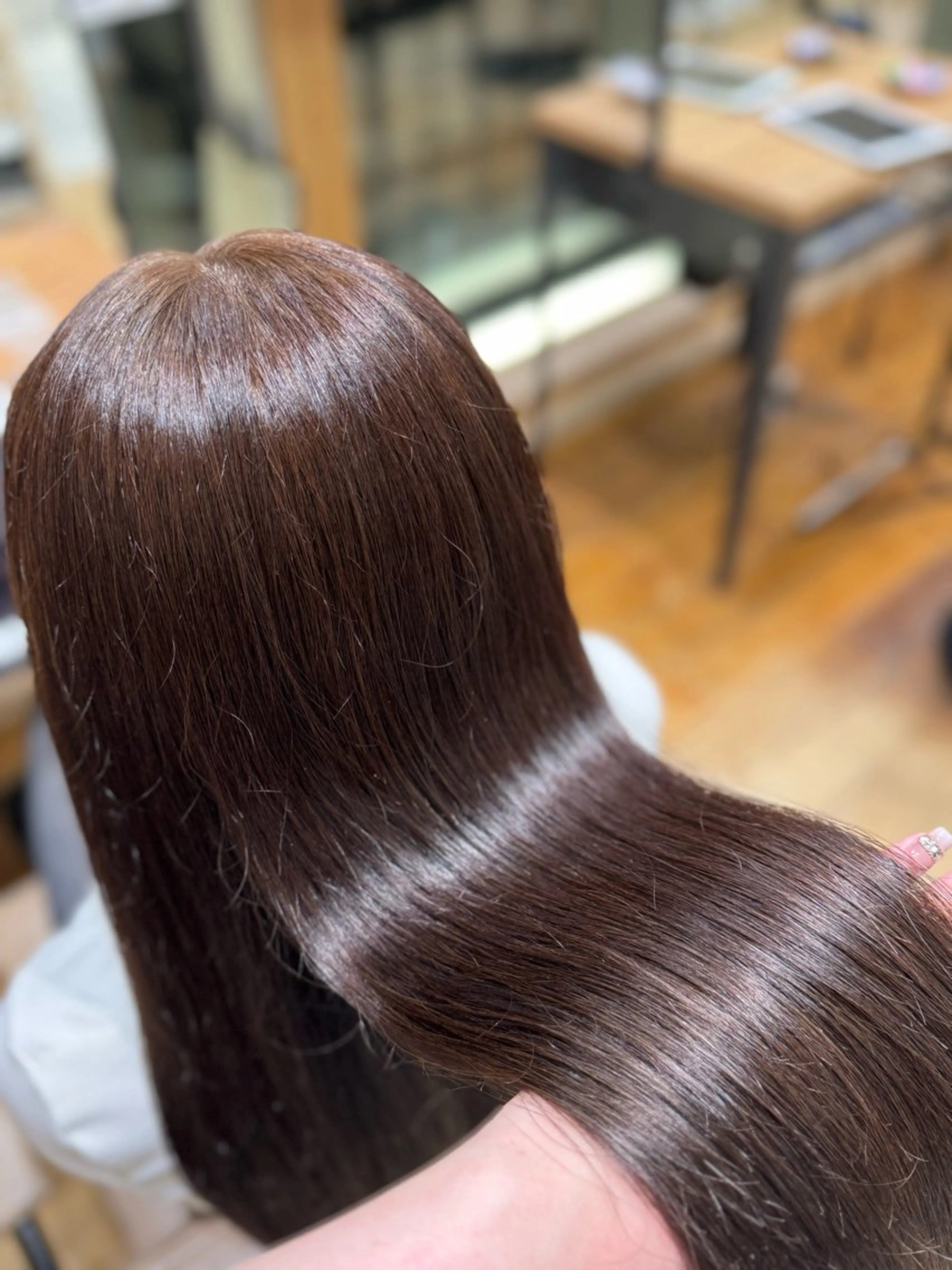 セミロング カラー セミロングパーマ ベージュカラー ブリーチ ブラウンカラー ショコラベージュ ヘアカラー トリートメント 新宿透明感カラー 髪質改善/吉川怜奈のヘアスタイル