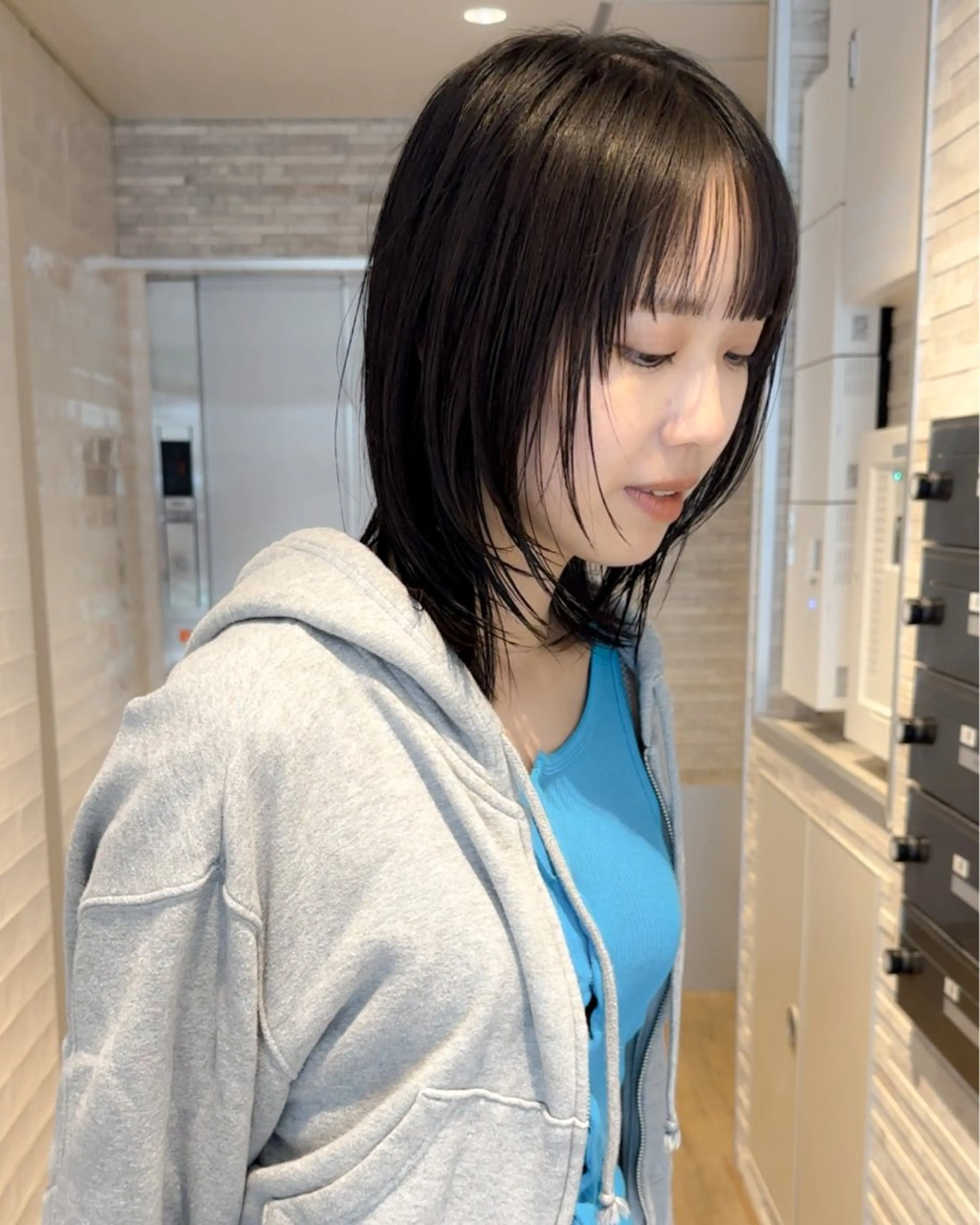 ミディアム カラー カット ヘアカラー トリートメント 艶髪ブリーチ 永井竜也のヘアスタイル