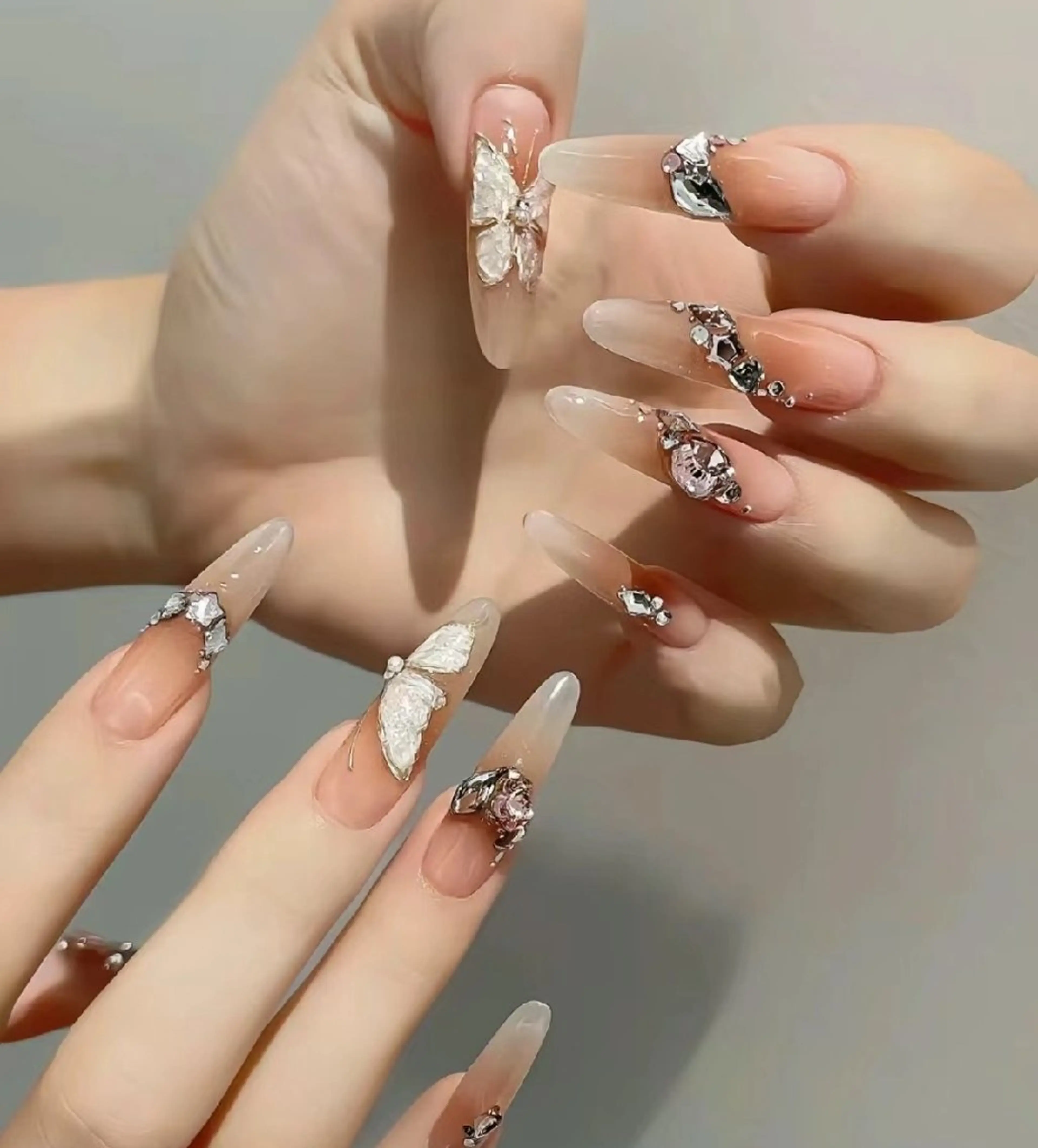 ネイル Theone栄店 松田のネイルデザイン