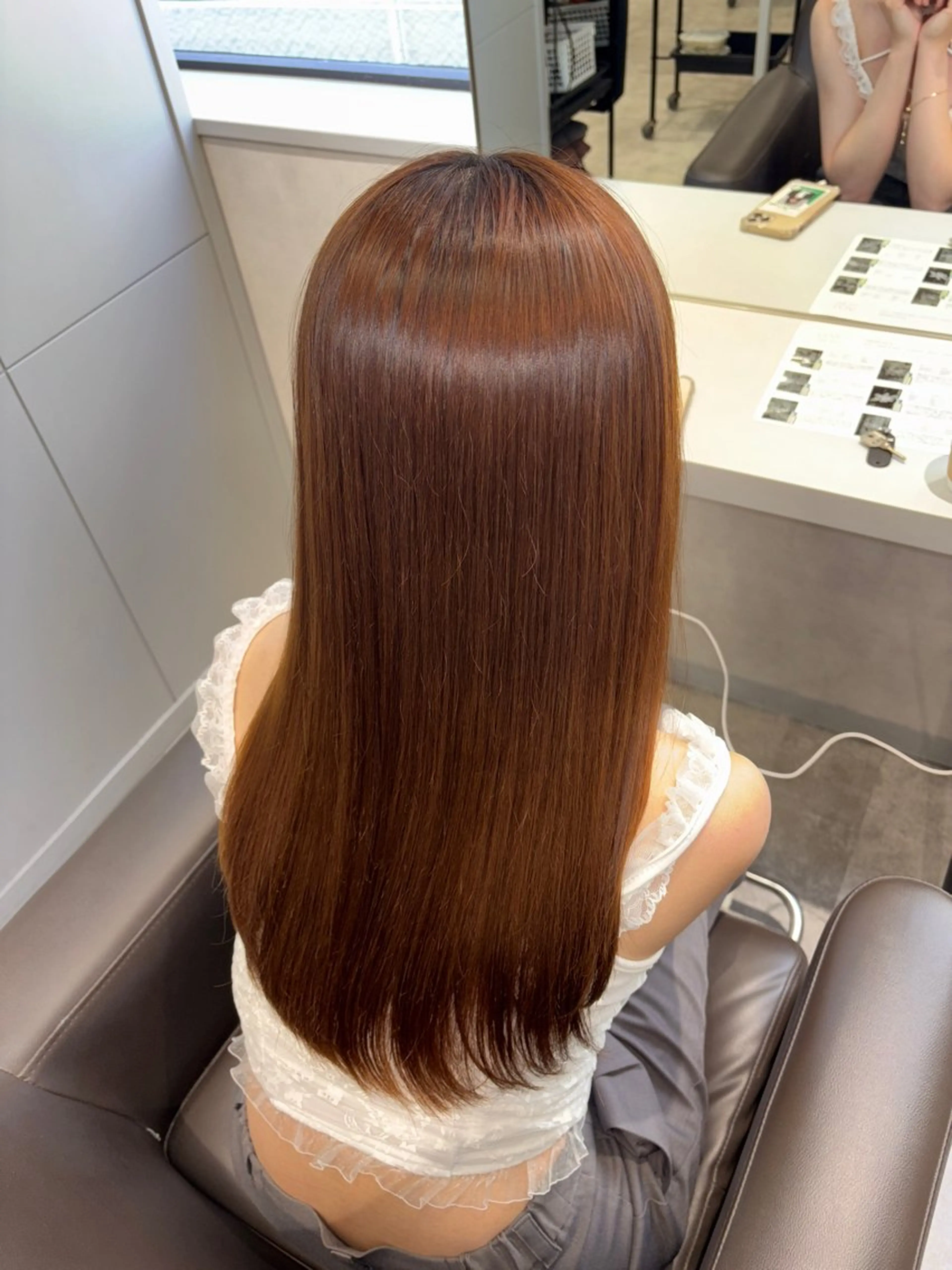 セミロング 縮毛矯正 ｈｉｎａ🦋西梅田 カラーモデル募集中のヘアスタイル