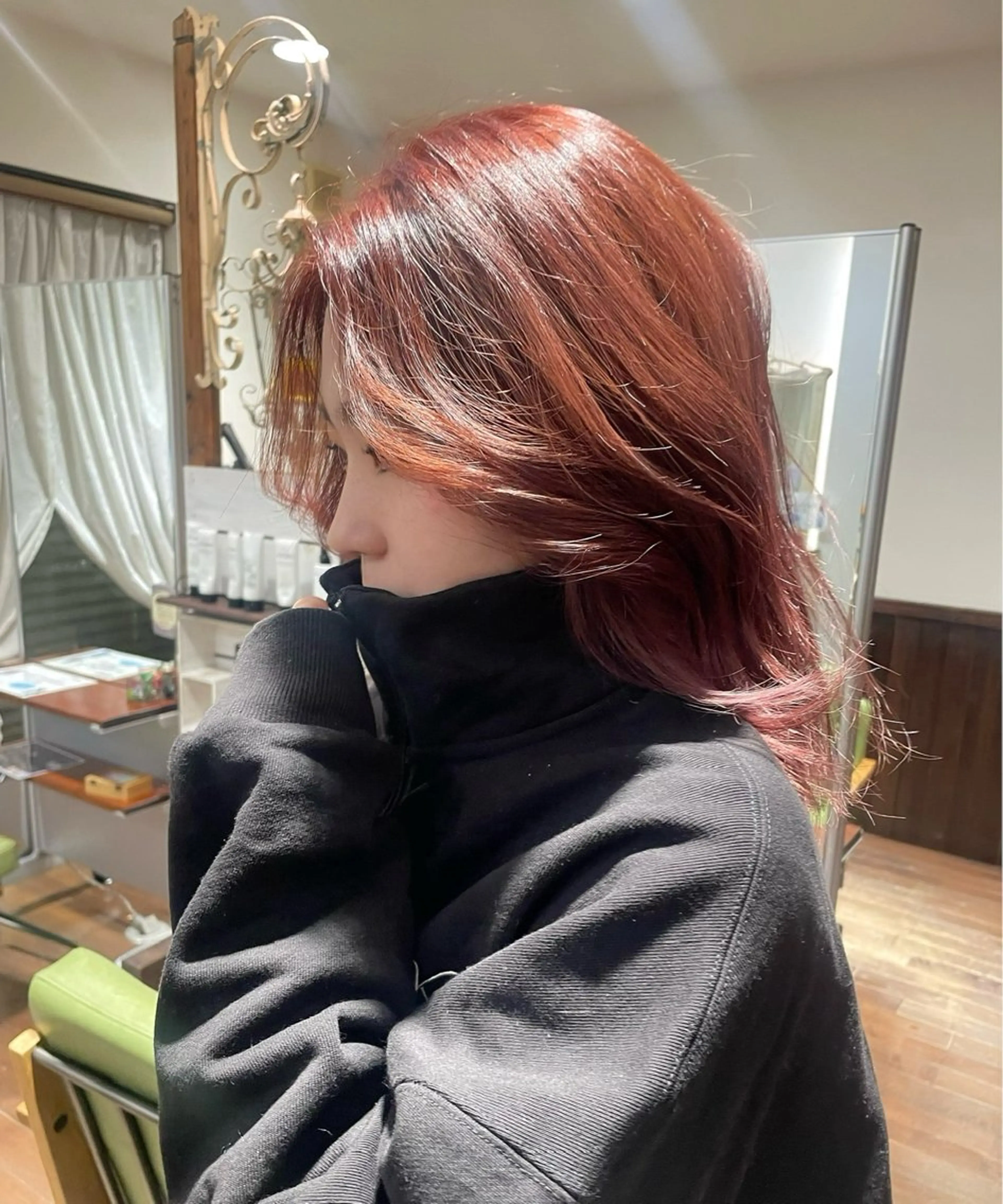 ミディアム ヘアカラー 杉山 亜未のヘアスタイル