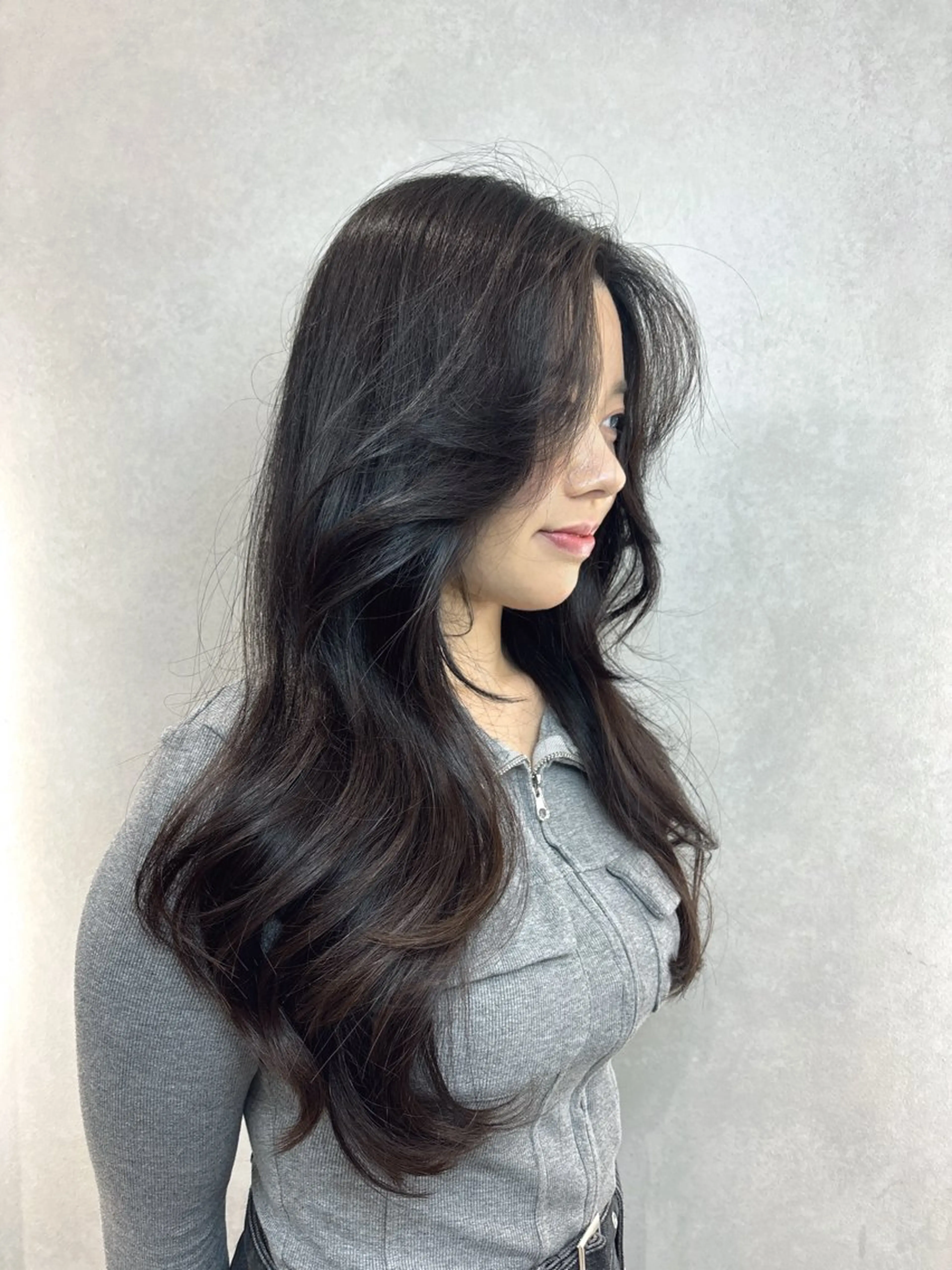 セミロング カット トリートメント emi 韓国ワンホンヘアのヘアスタイル