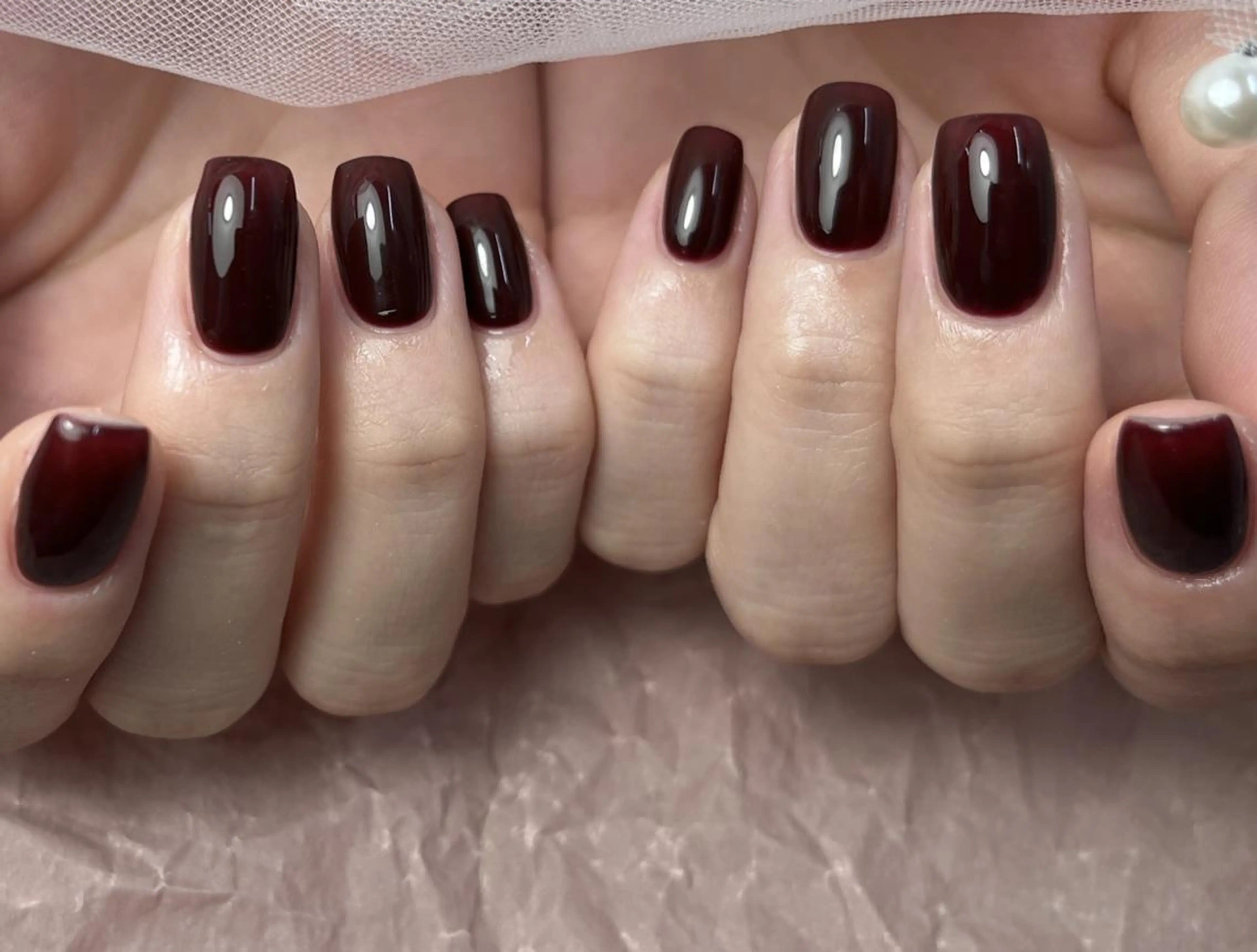ネイル グラデーション 赤色 シンプルネイル ハンドネイル ToliyDeliy Nail Salonのネイルデザイン
