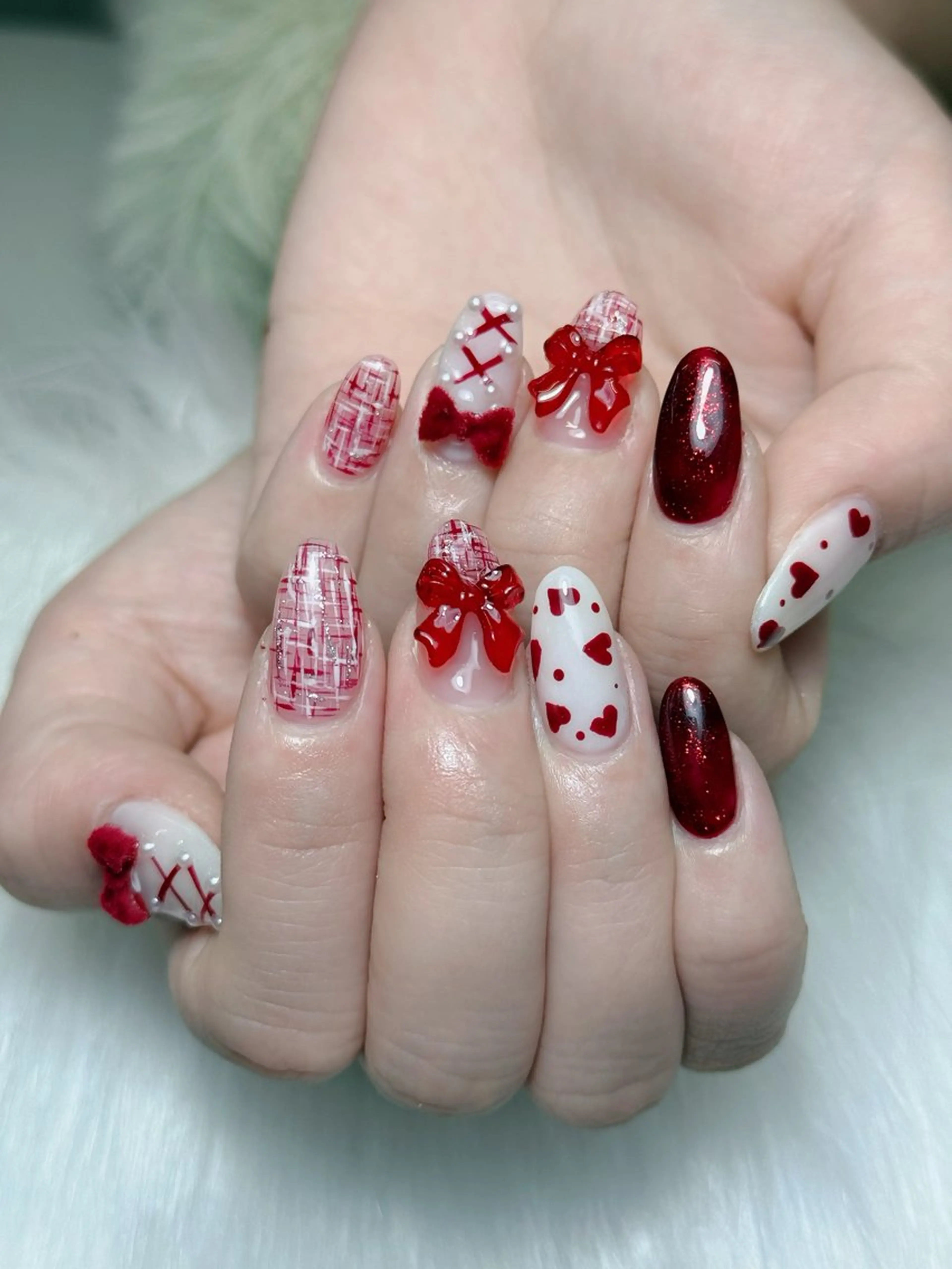 ネイル オーロラネイル チークネイル フットネイル フレンチネイル 韓国ネイル ハンドネイル Lumi Nailのネイルデザイン