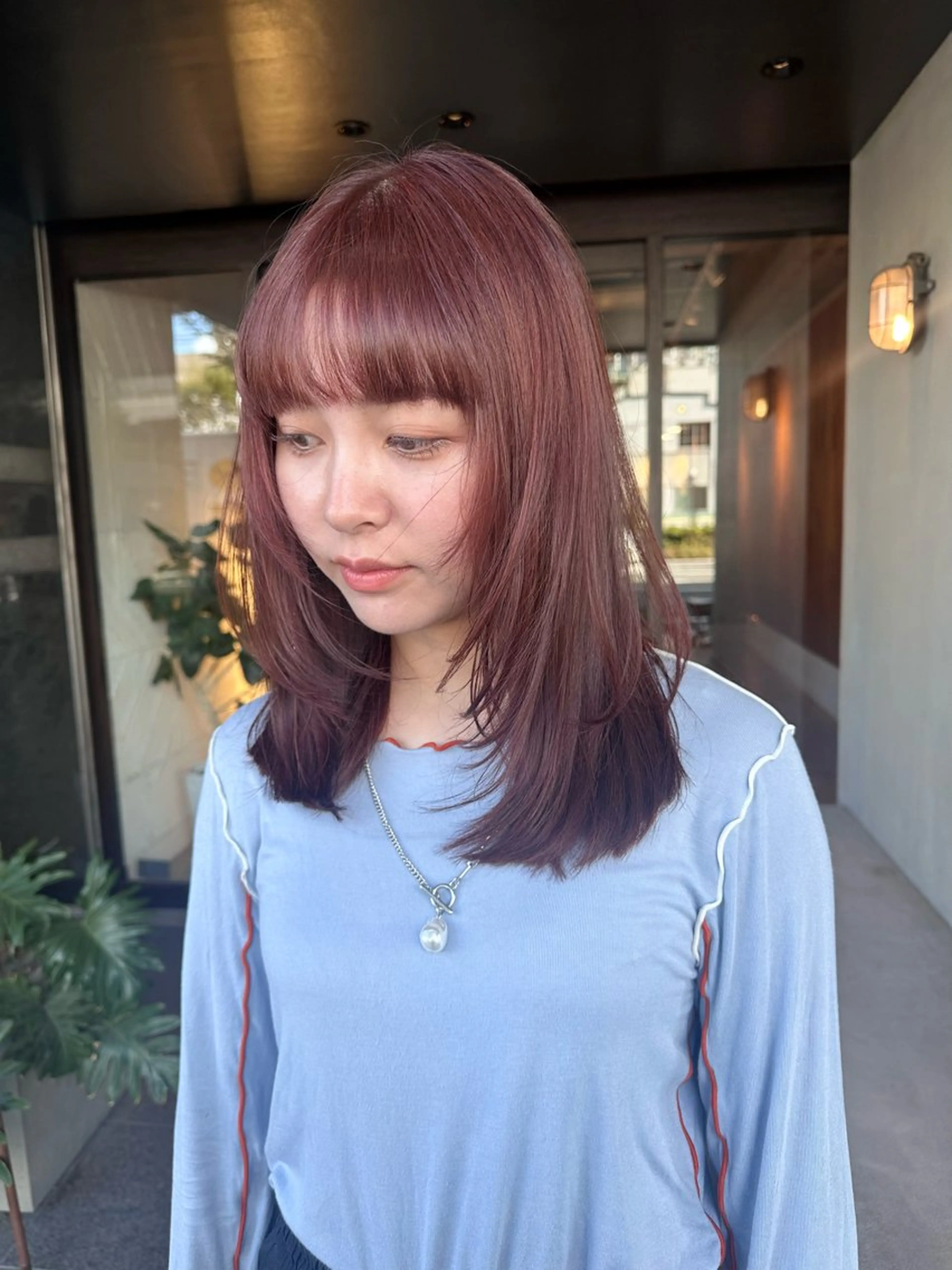 ミディアム カラー ブリーチ ダブルカラー ブリーチなしカラー ピンクカラー ヘアカラー 福崎 真奈のヘアスタイル