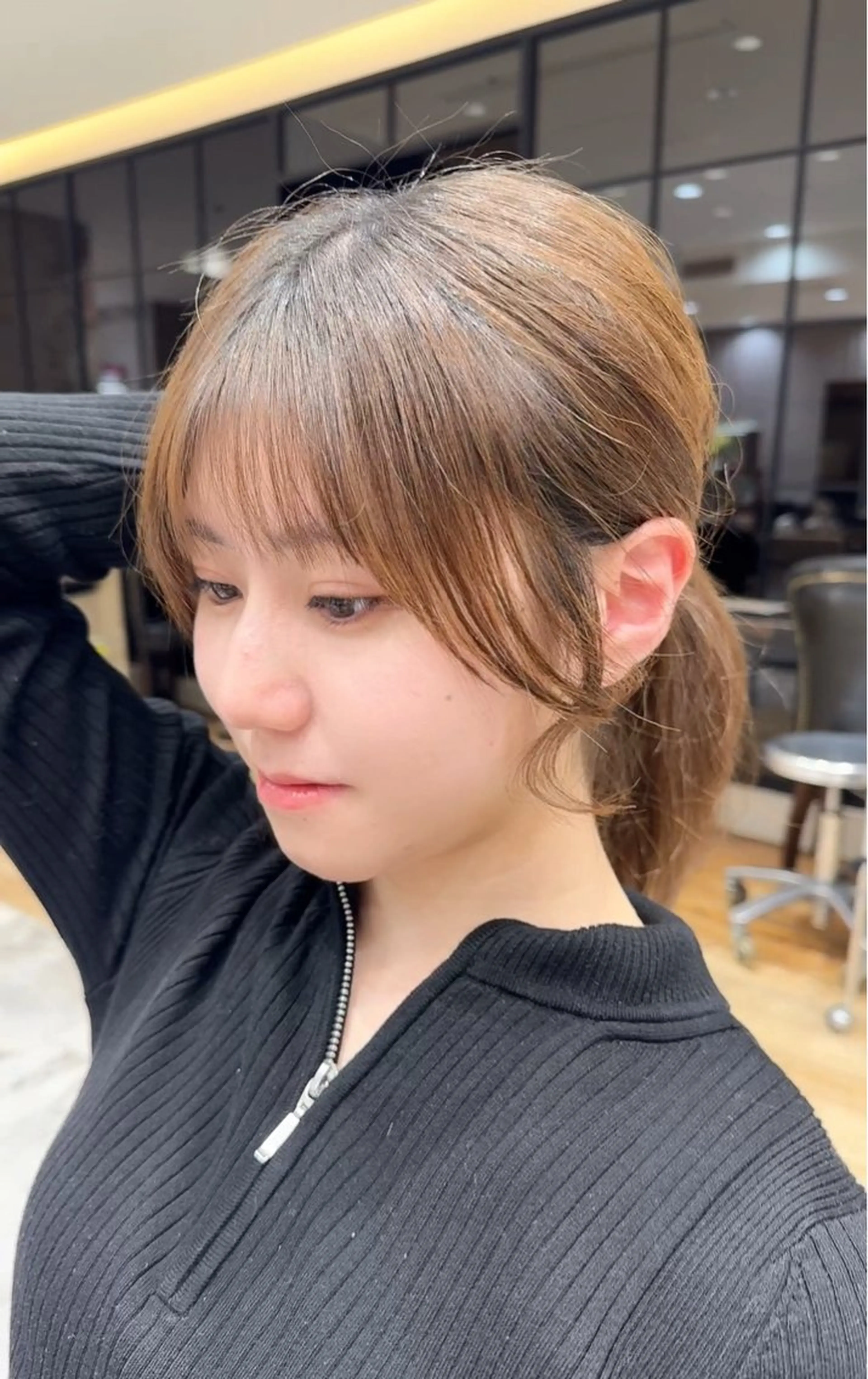 ミディアム カット 新宿/レイヤー 顔周りカット溝手優太のヘアスタイル