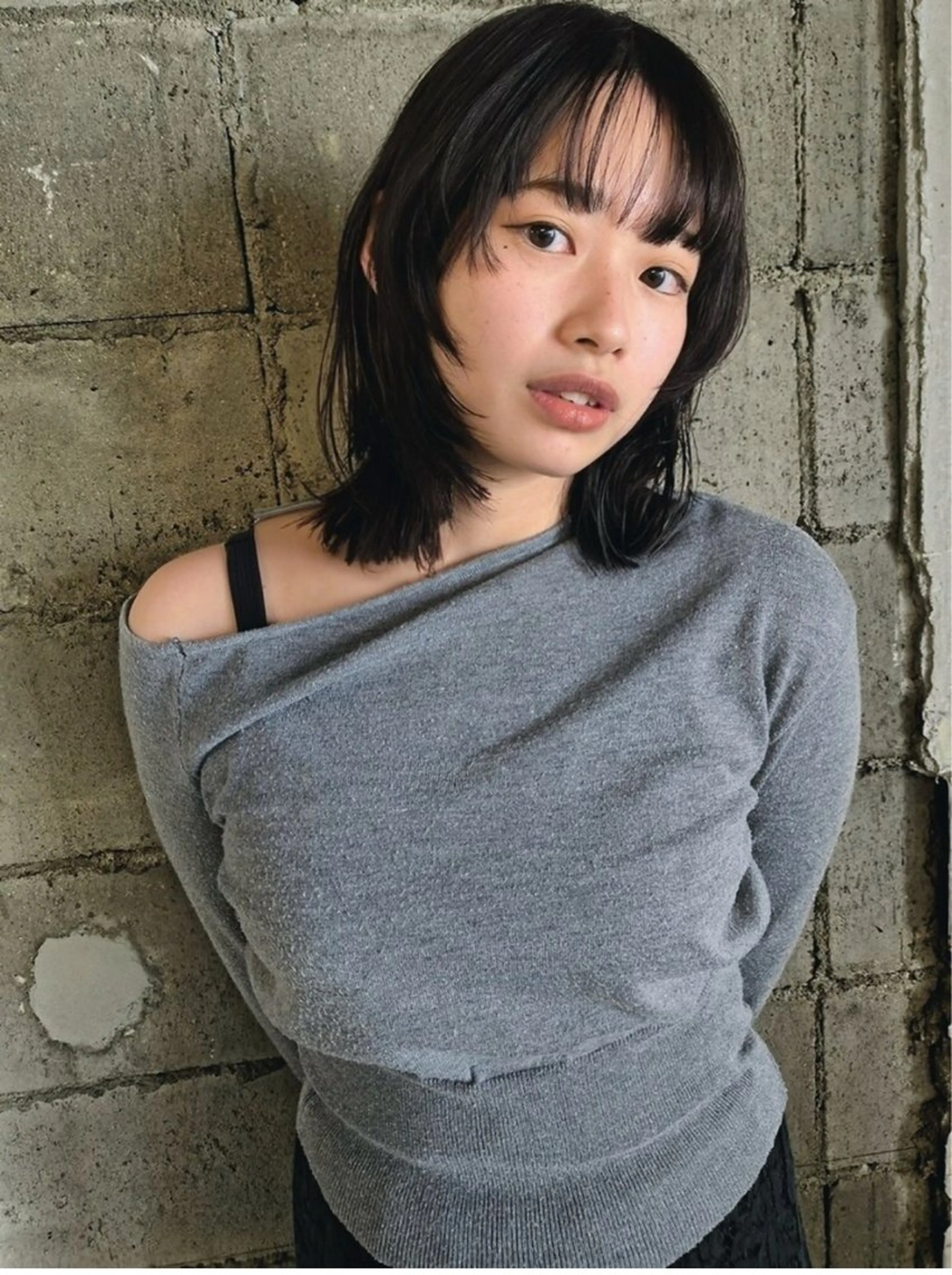ミディアム カット kotomi .のヘアスタイル