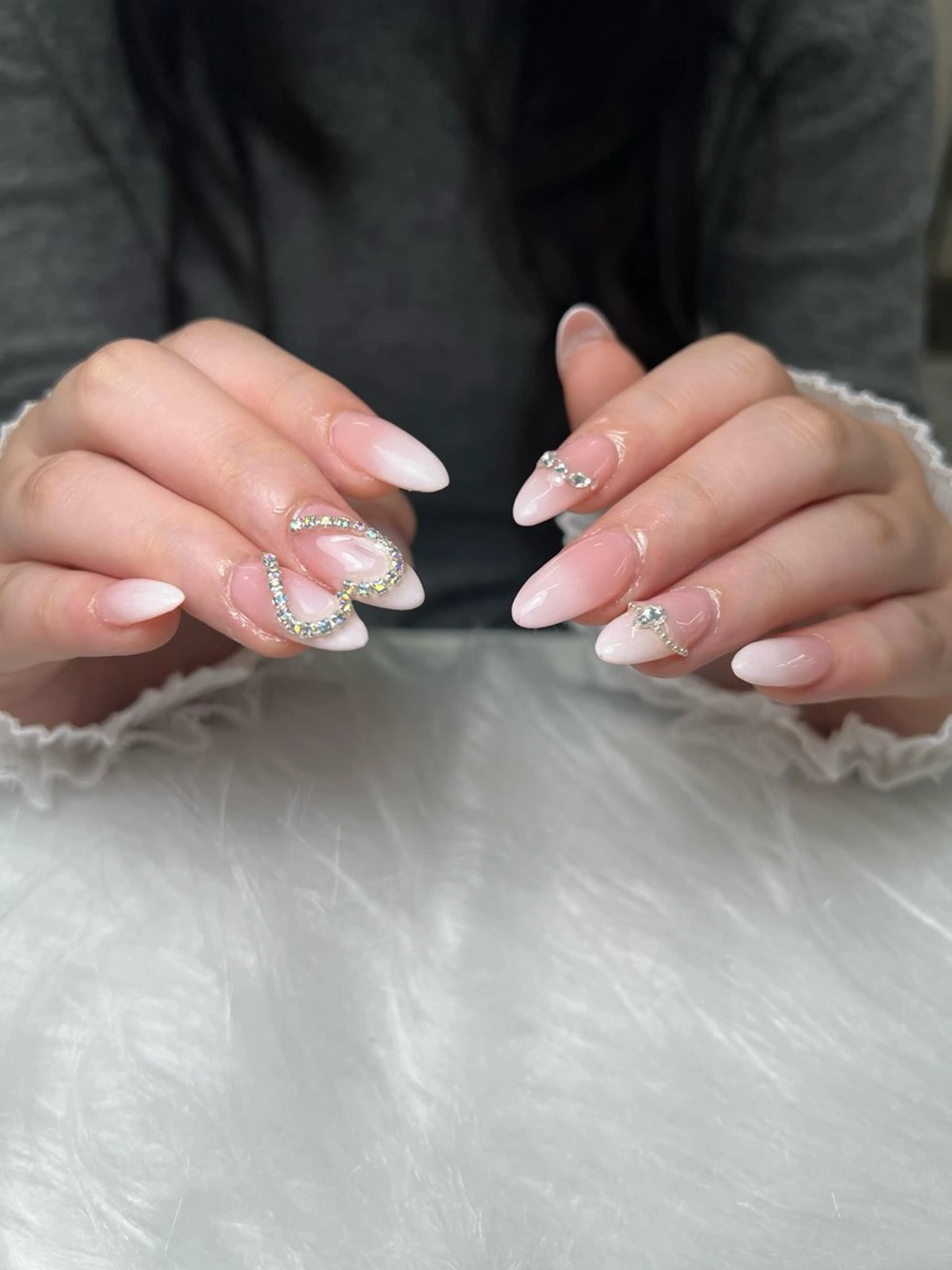 カラー O Ruby Nailのネイルデザイン