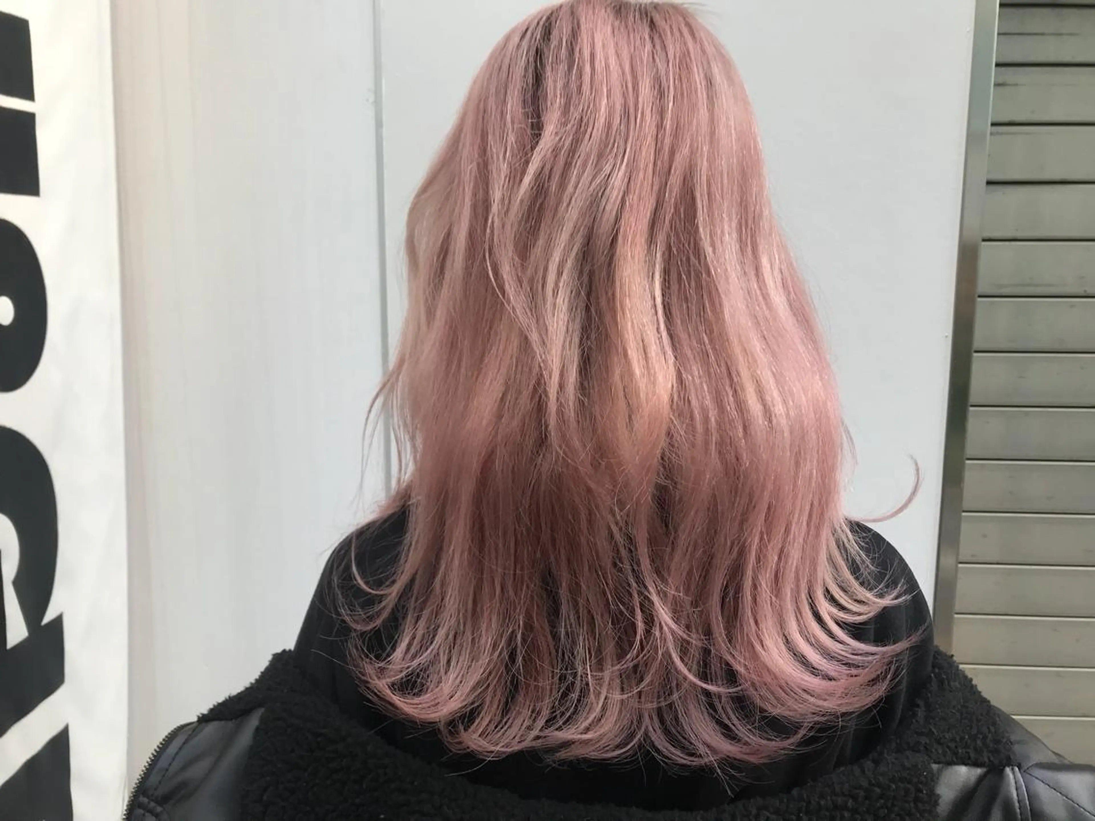 セミロング カラー 寺山 佳貴のヘアスタイル