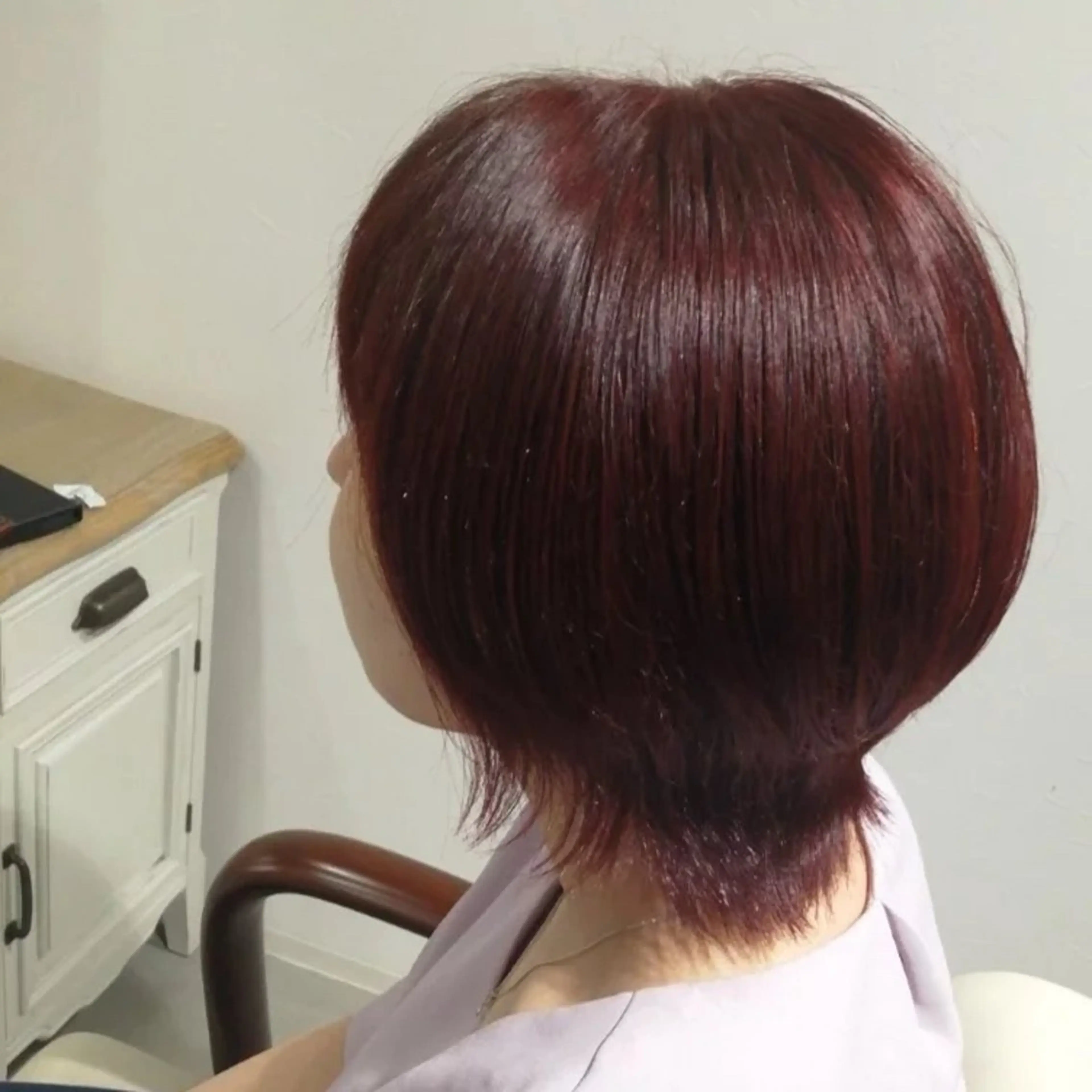 ショート カラー レッドカラー 福永 ちひろのヘアスタイル