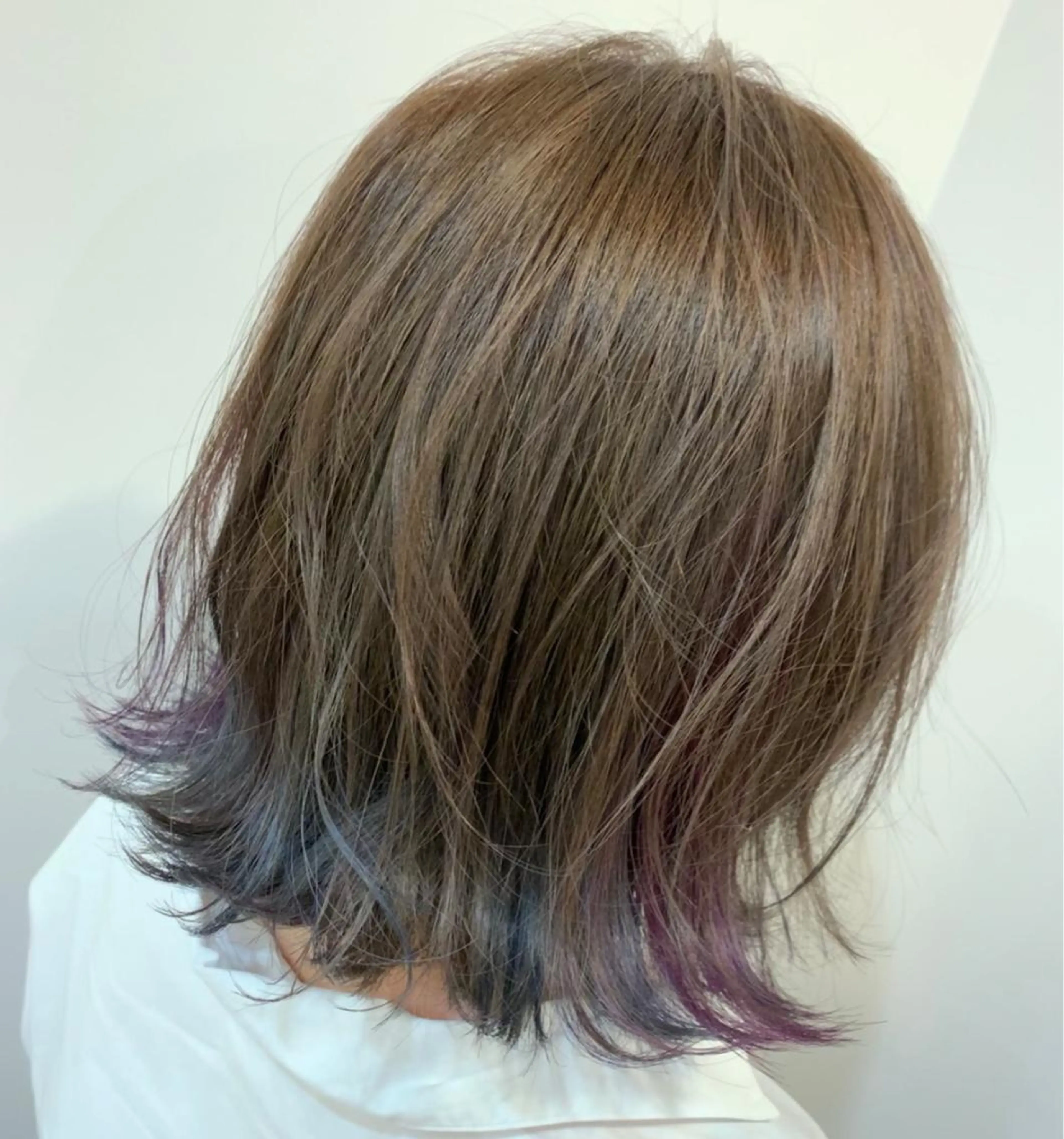 ミディアム カラー イルミナカラー インナーカラー Lolonois梅田 /Okazaki:)のヘアスタイル