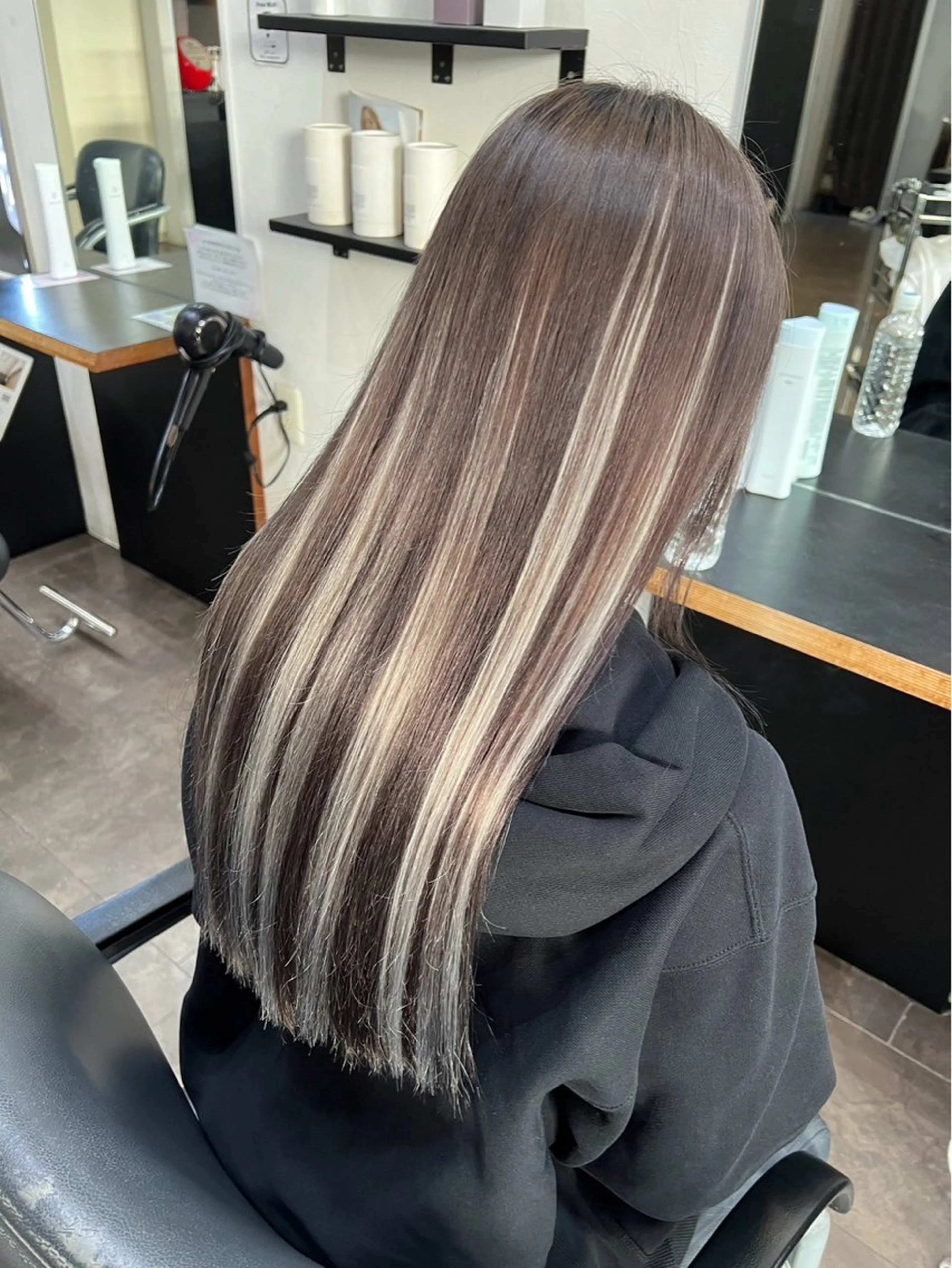 ミディアム mizukuchi ukyoのヘアスタイル