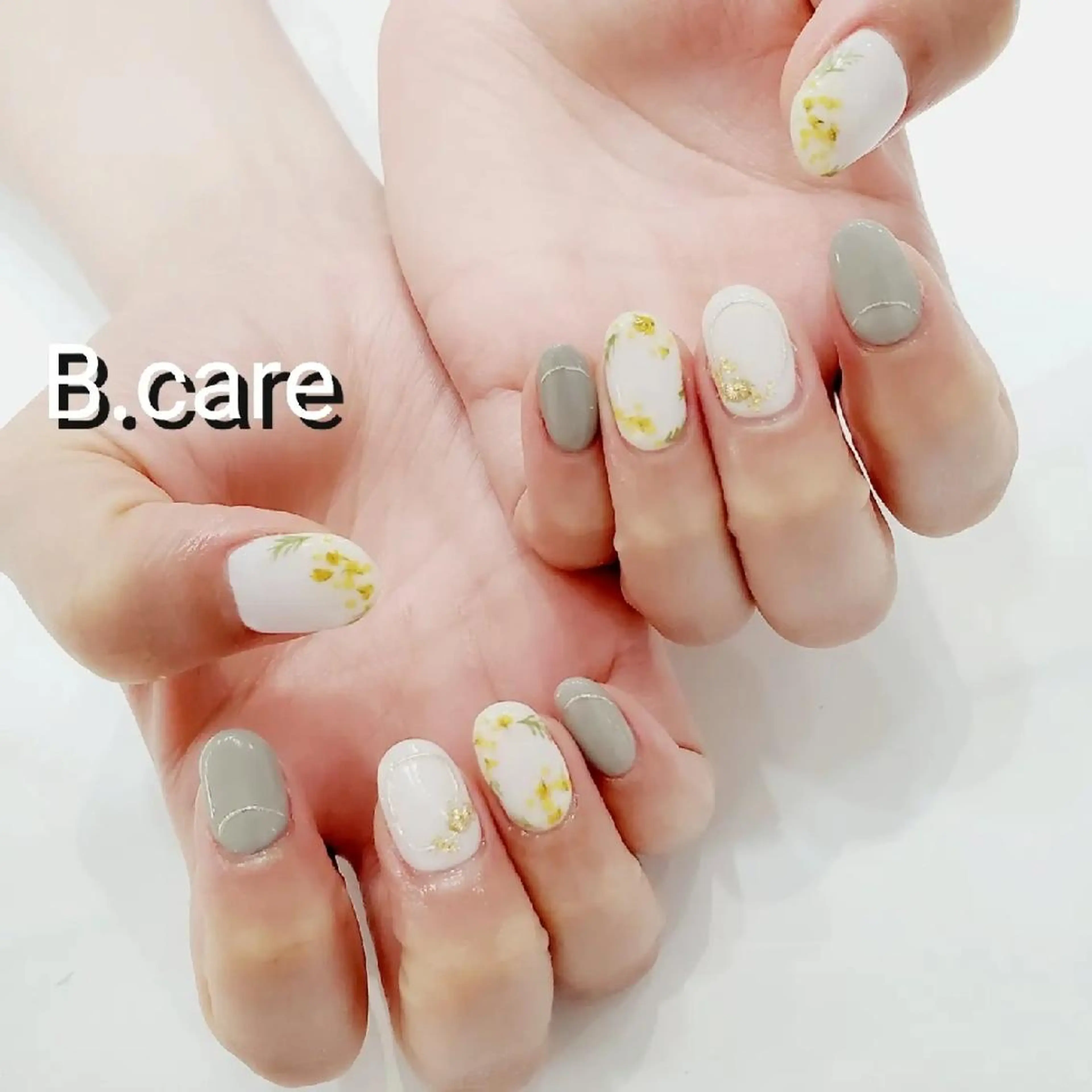 ネイル アートネイル 春ネイル 黄色 B.care自由ヶ丘所属・早坂  のネイルデザイン