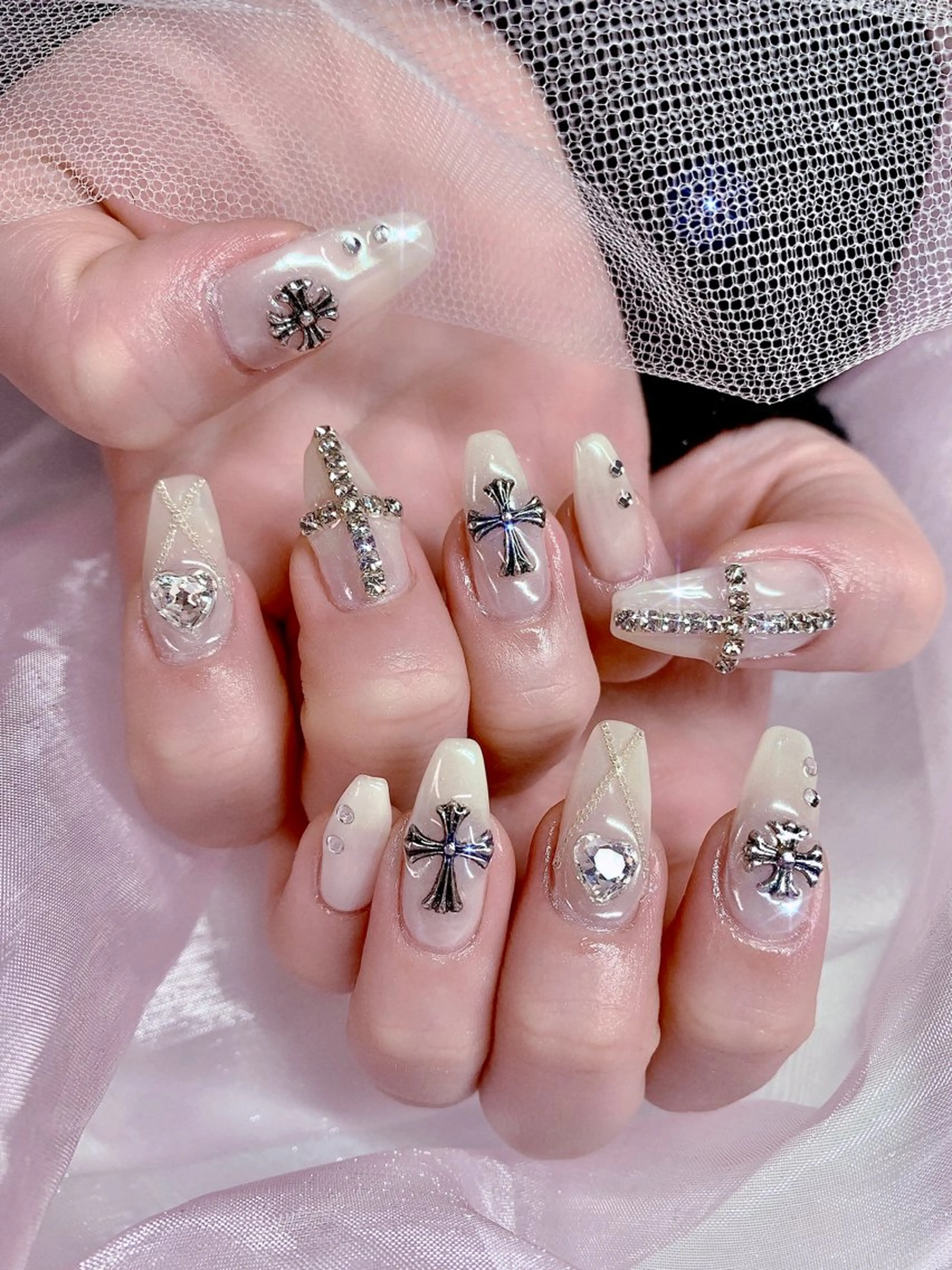 ネイル アートネイル キラキラネイル 韓国ネイル 持ち込み ぷっくりネイル シェアサロンLei.g(レイジー)所属・3Dアートネイル💗 都築レナのネイルデザイン