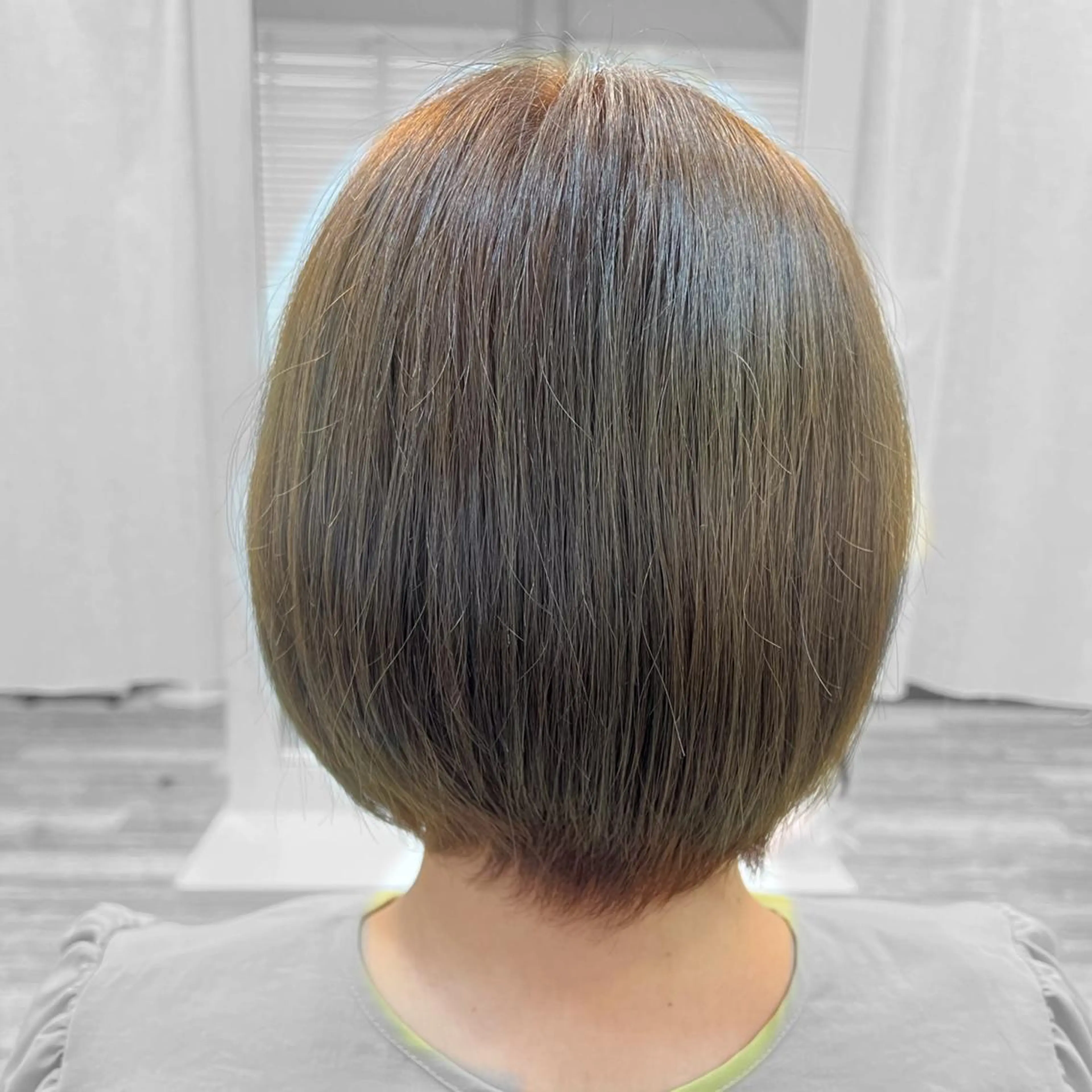 ショート アッシュ HARUKI 艶髪特化美容師のヘアスタイル