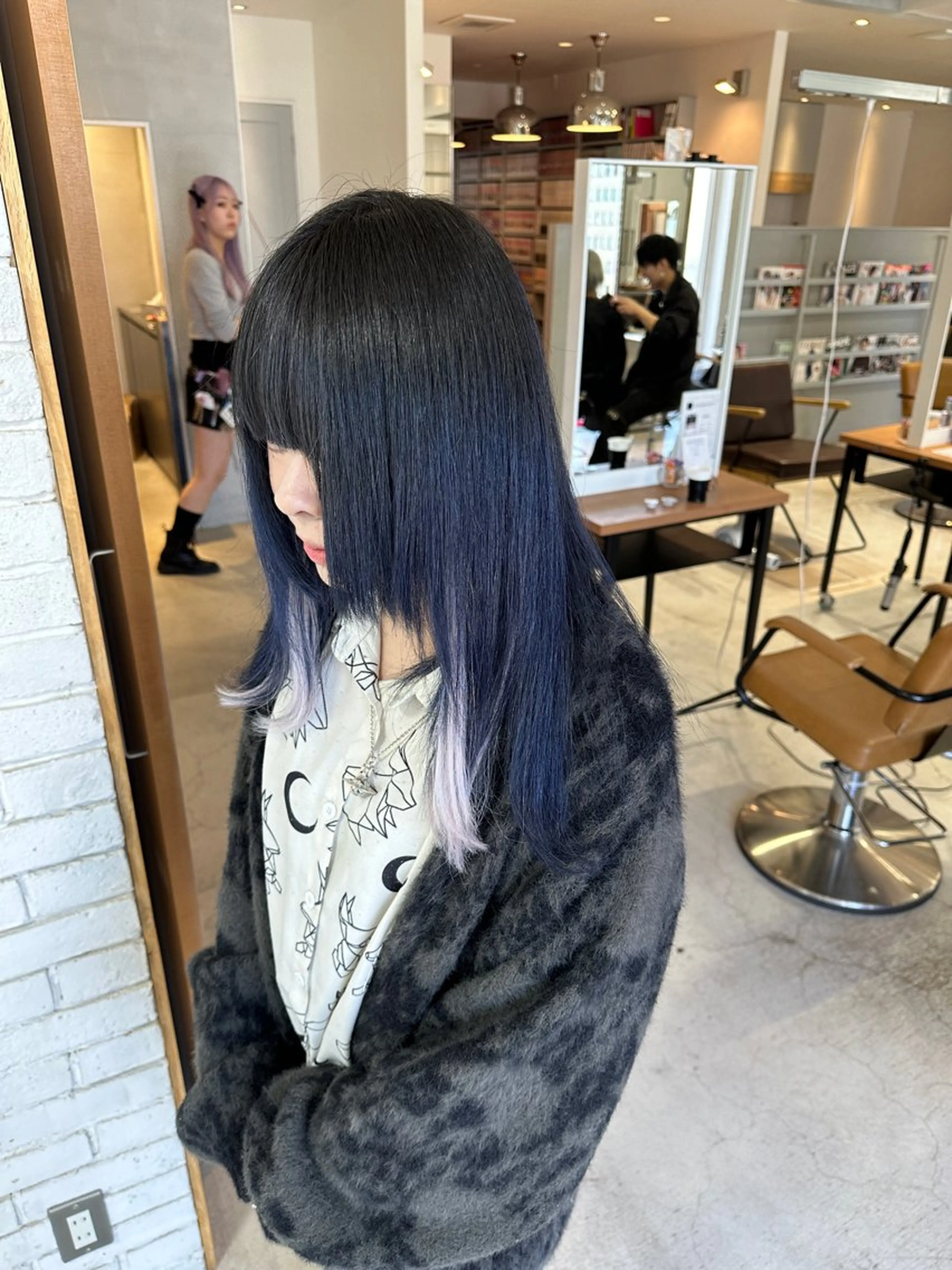 セミロング カラー ベージュカラー 黒髪 ブリーチ ブルーカラー ブルーブラック カット ヘアカラー 🌈ホワイトカラー レイヤー/キシ🌈のヘアスタイル
