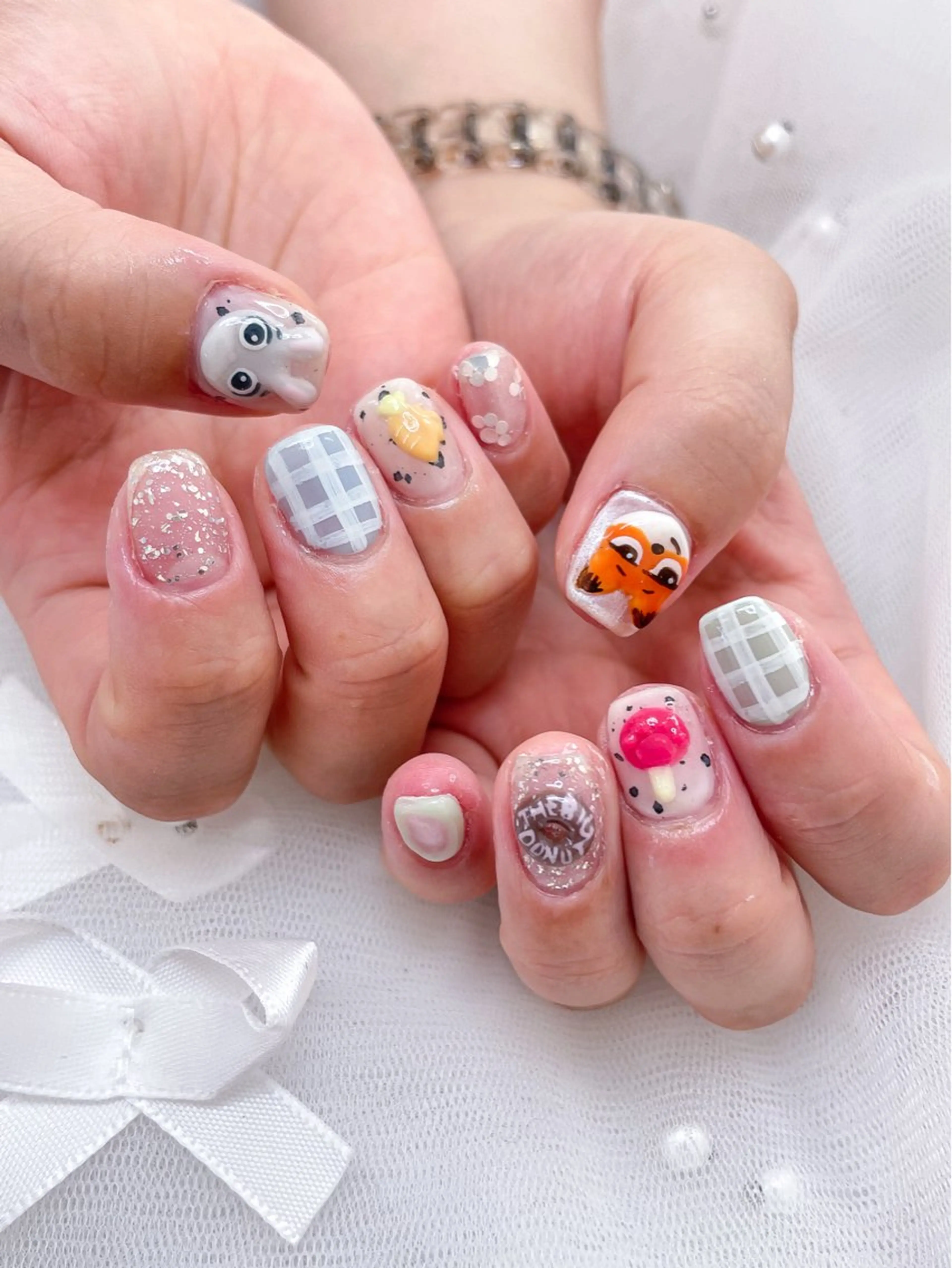 ネイル ハンドネイル MiMi NAIL TOKYO所属・五十嵐 美智のネイルデザイン